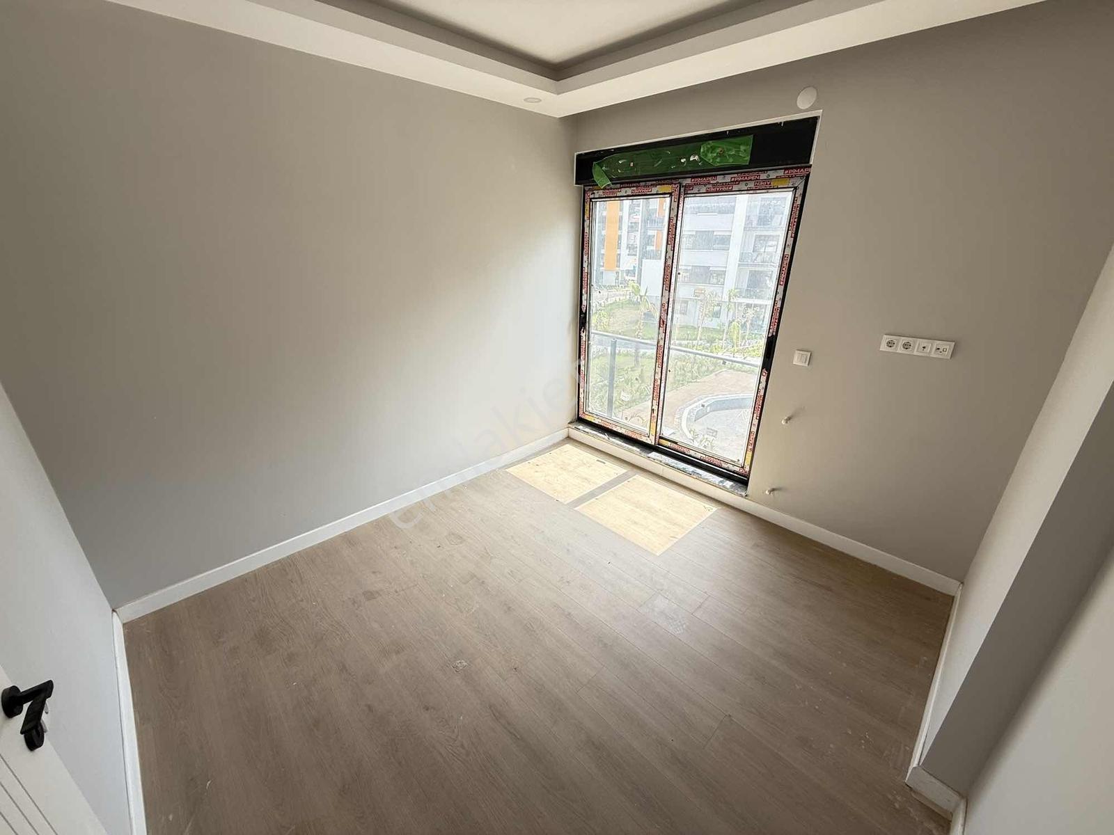 3+1_sıfır_140m2_kapalı_otoparklı_havuzlu_ultra_lüks_site_içinde_ - Görsel 13