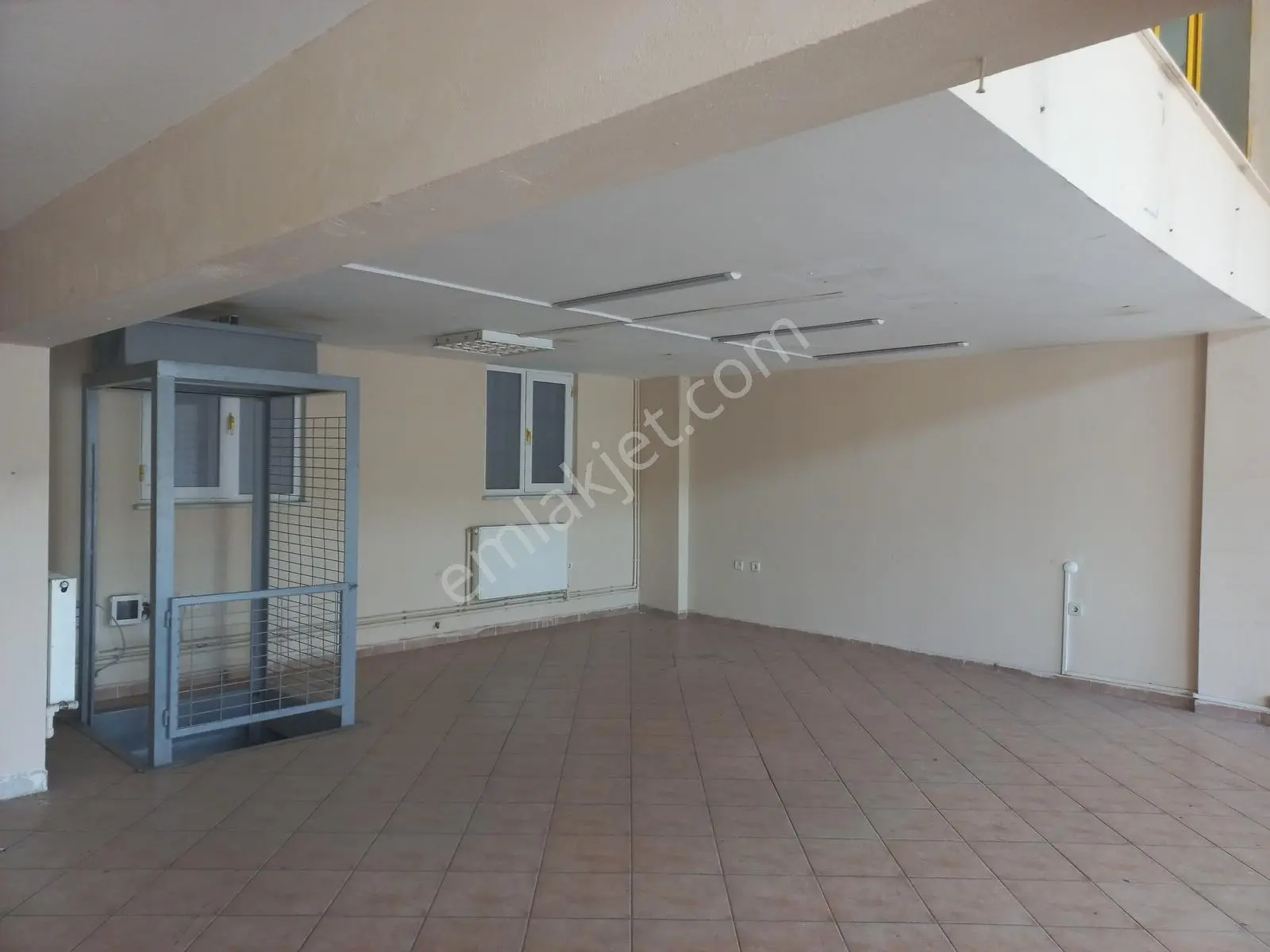 Chn Group'tan Ankara Caddesi Üzeri Ticari Kiralık Dükkan +kdv'li - Görsel 4