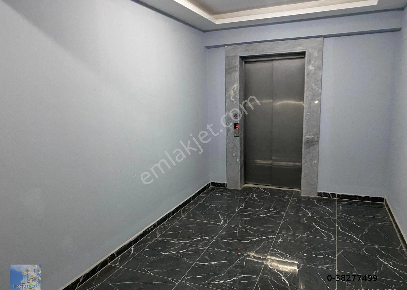 Seyrek De Full Eşyalı Merkeze Yakın Asansörlü 1+1 Satılık Dire - Görsel 9