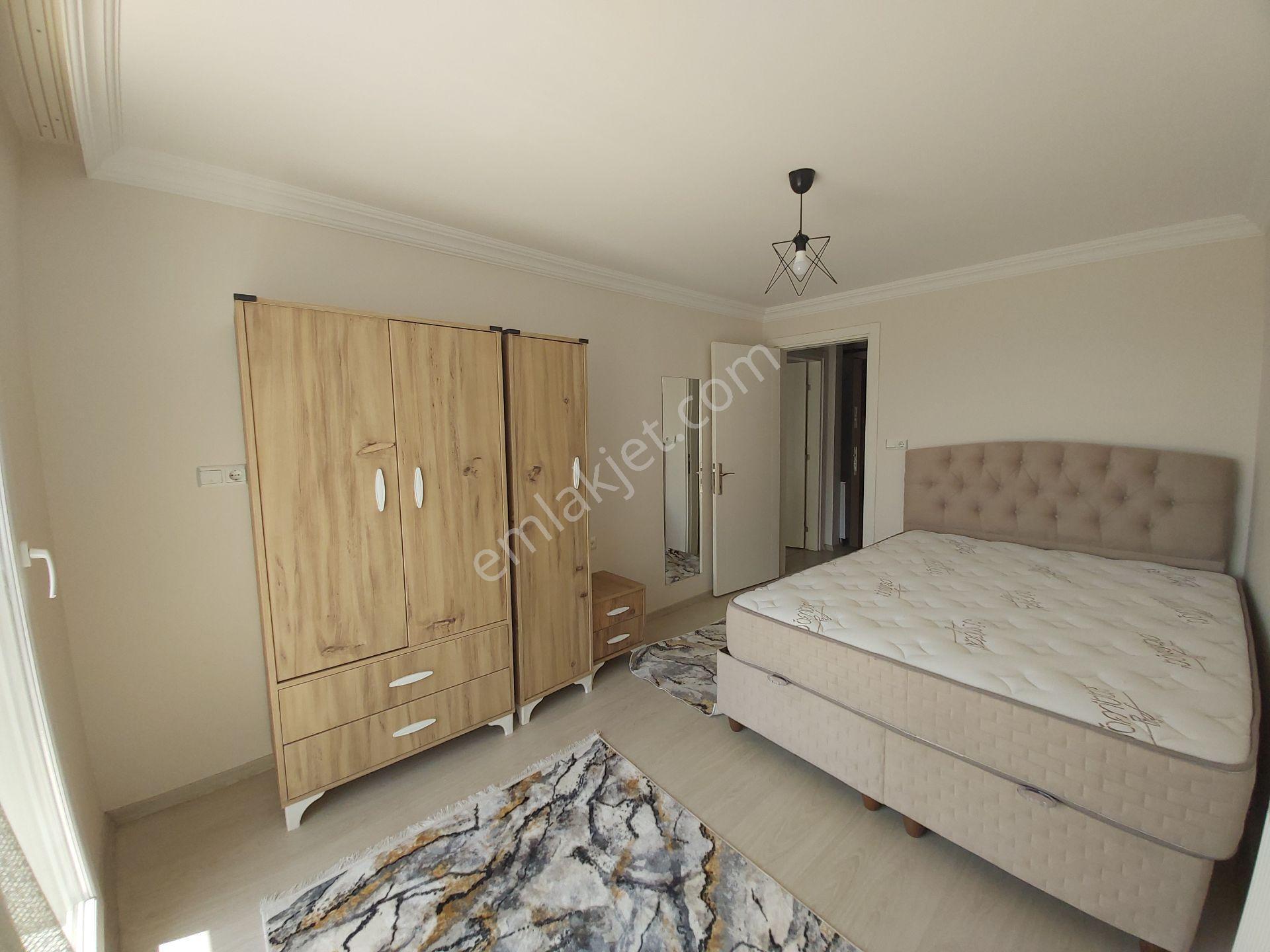 Çarşı Merkezde Doğalgazlı Eşyalı 1+1 Kiralık Geniş Daire - Görsel 12