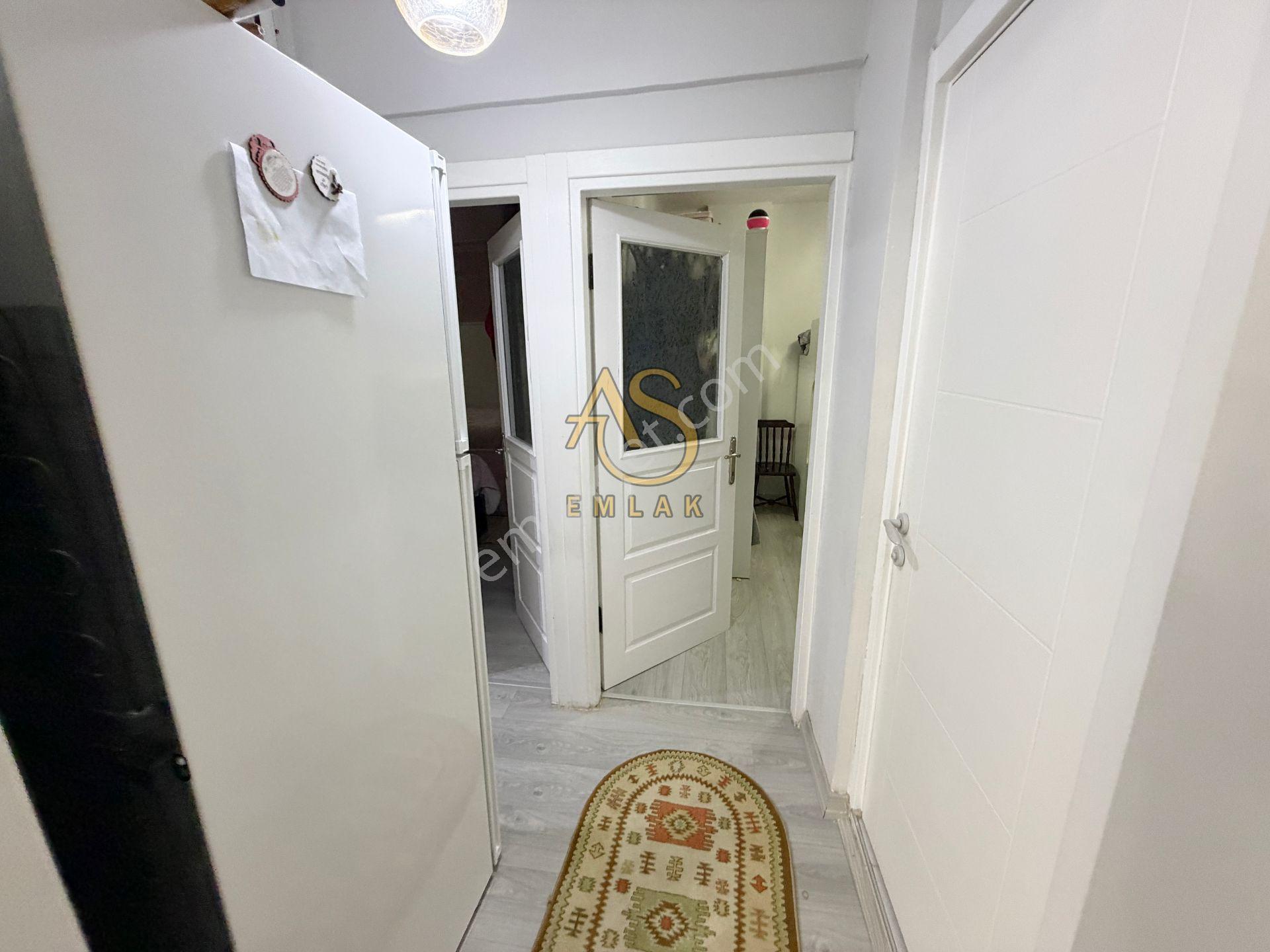 As Emlaktan 2+1 Cadde Üzerinde Merkeze Yakın Bahçe Teraslı Daire - Görsel 13