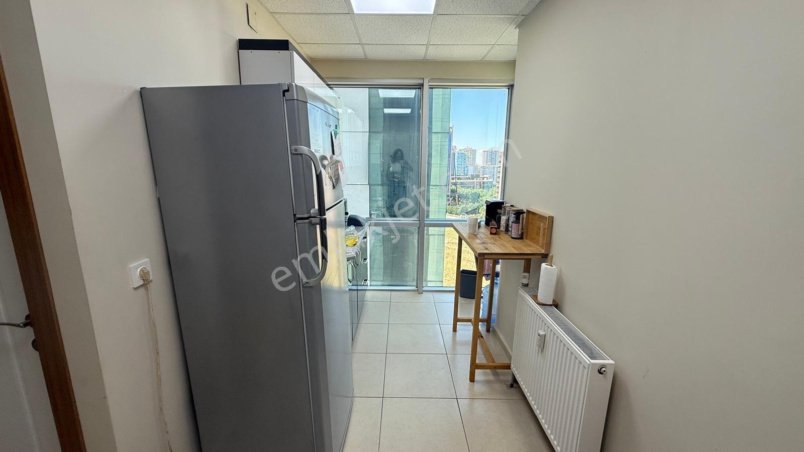 Turyap Hürriyetten Real Towersda Kiracılı 66 M² Satılık Ofis - Görsel 8