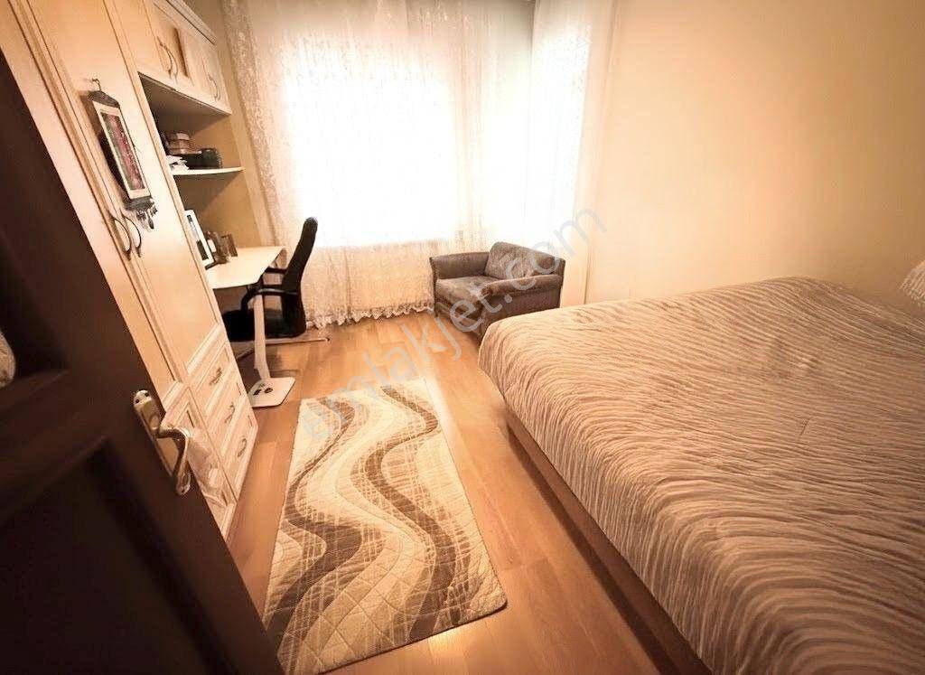 Can Emlak'tan Geniş Kullanışlı Yüksek Tavanlı Manzaralı... - Görsel 15