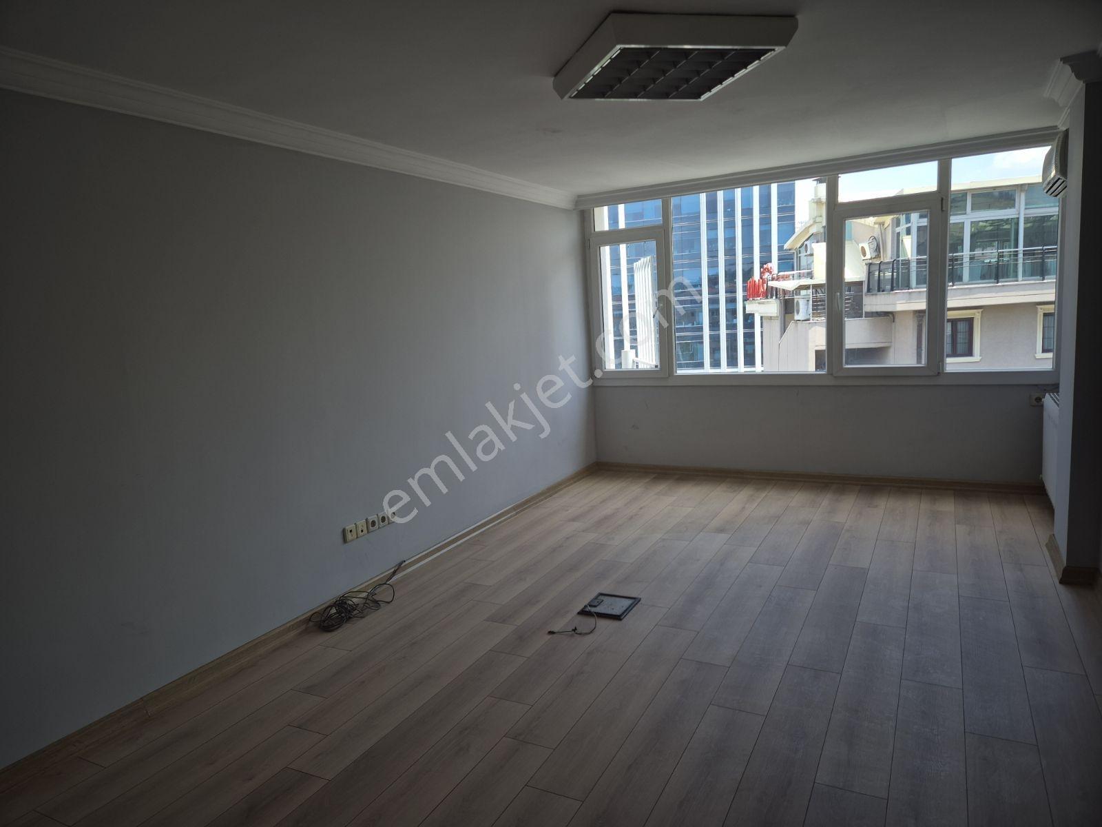Ank Çank Atatürk Bulvarında Tunus Cad Cepheli 3+1 Kiralık Ofis - Görsel 7