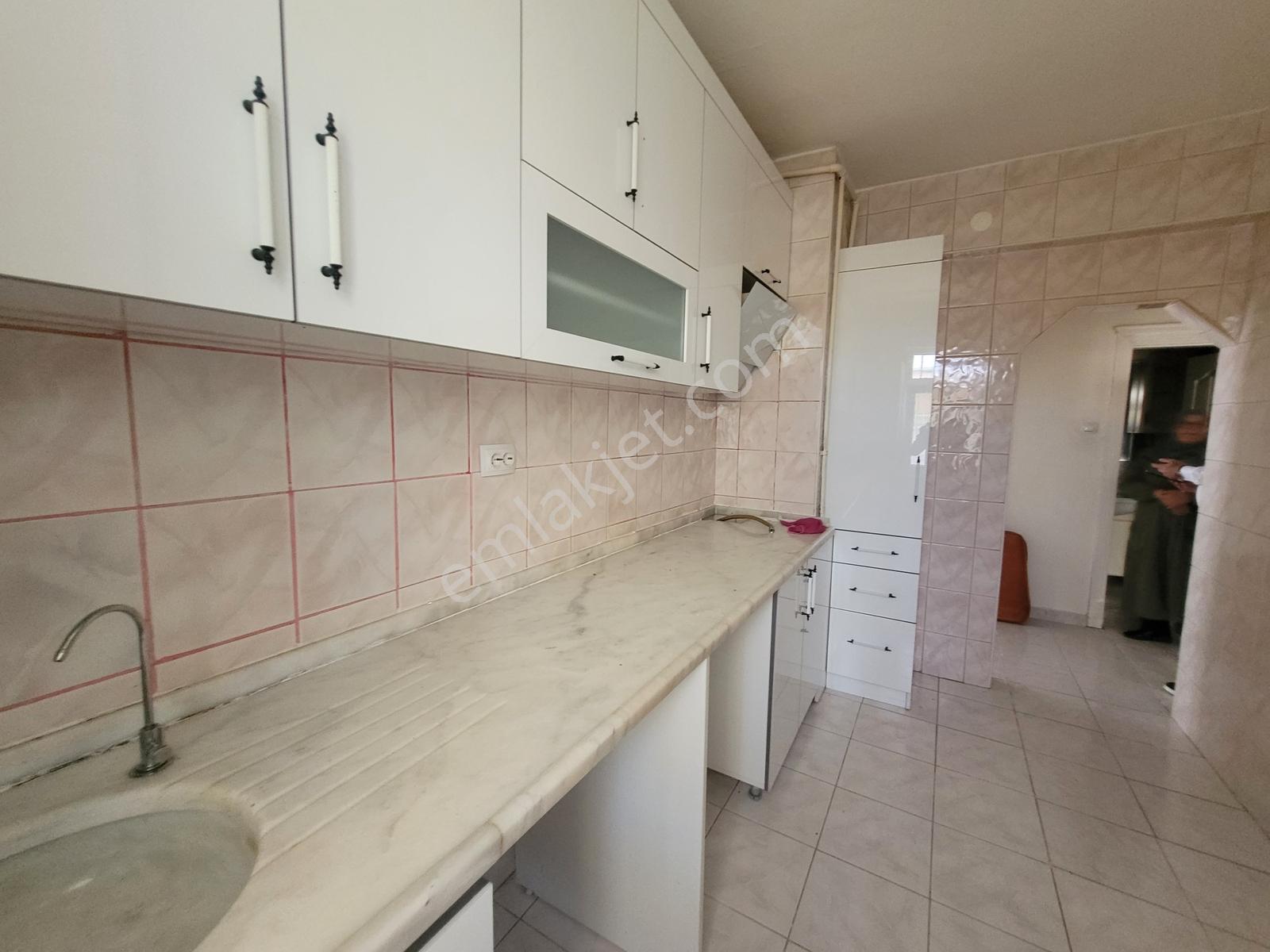 Ahiler'den Seda Sokakta Kuzey Batı Cephe Giriş Katta Kiralık !!! - Görsel 13