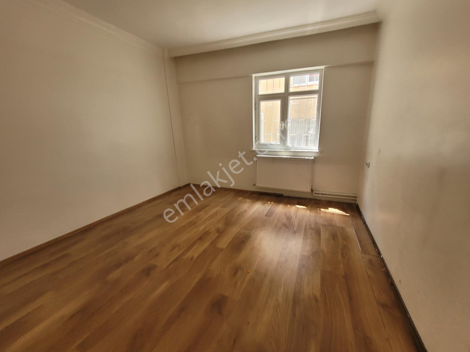 Ahiler'den Seda Sokakta Kuzey Batı Cephe Giriş Katta Kiralık !!! - Görsel 10