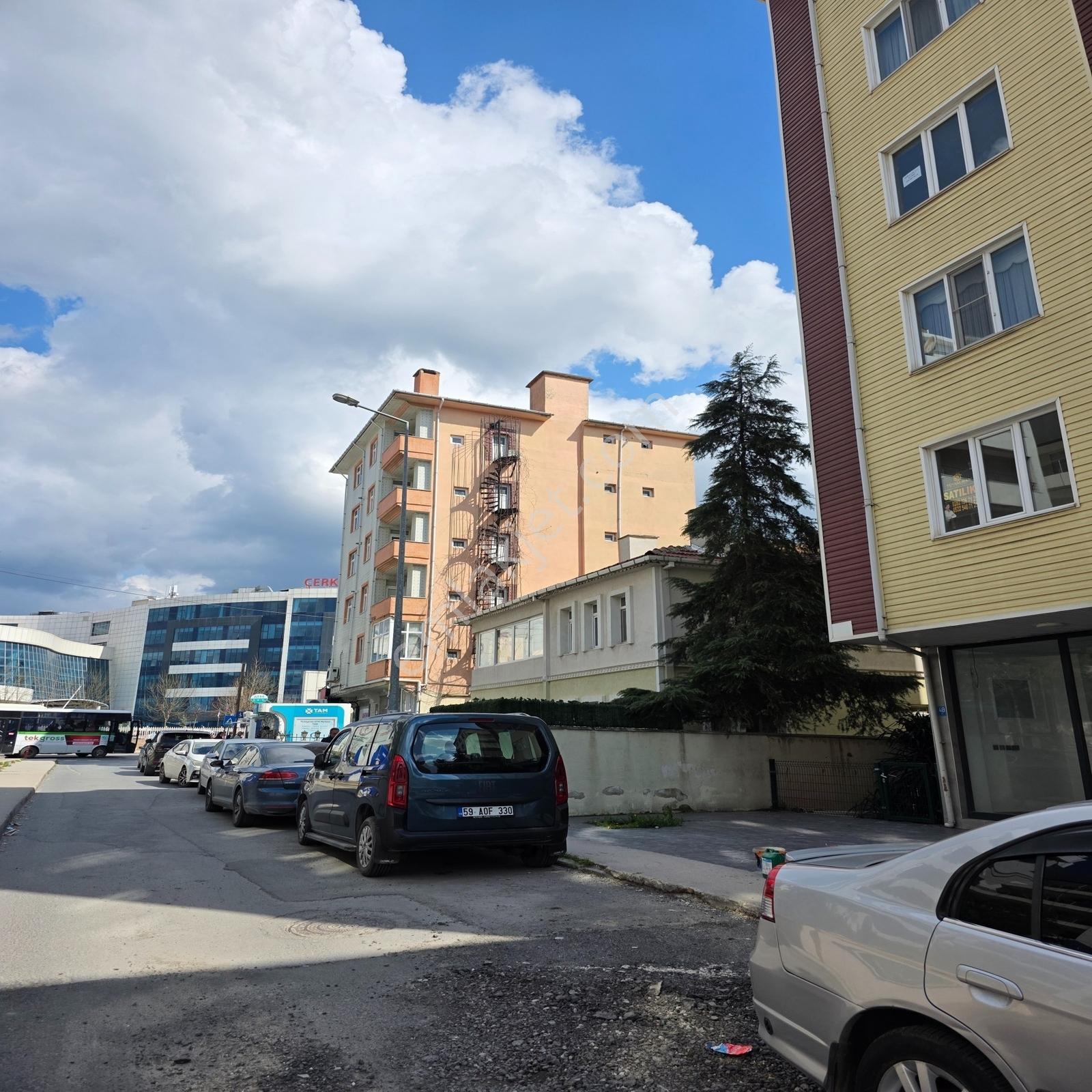 Çerkezköy Fatih Mahallesi Devlet Hastanesi Yanında 2+1 Fırsat Ev - Görsel 11