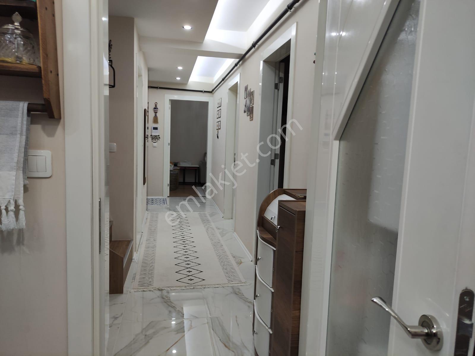 Ender Uysal Gayrimenkulden Bağbaşı Zümrüt Mahallesinde Muhteşem Manzaralı Satılık 4+1 Dublex Daire - Görsel 14