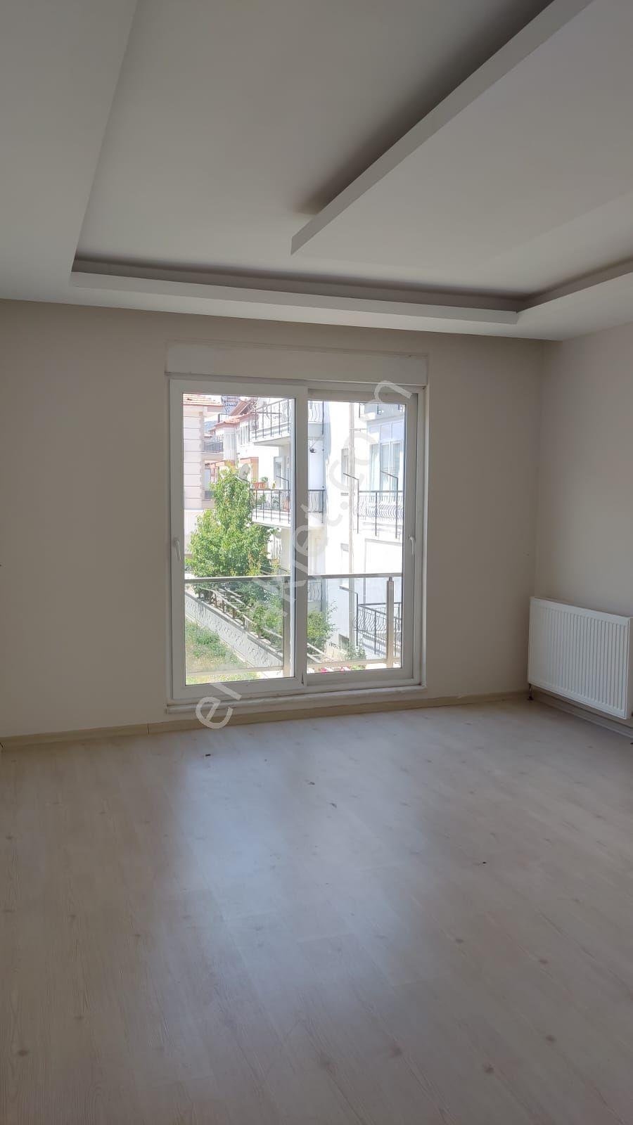 Sahibinden Karşıyaka Mah. Ara Kat Güney Cephe 2+1 - Görsel 9