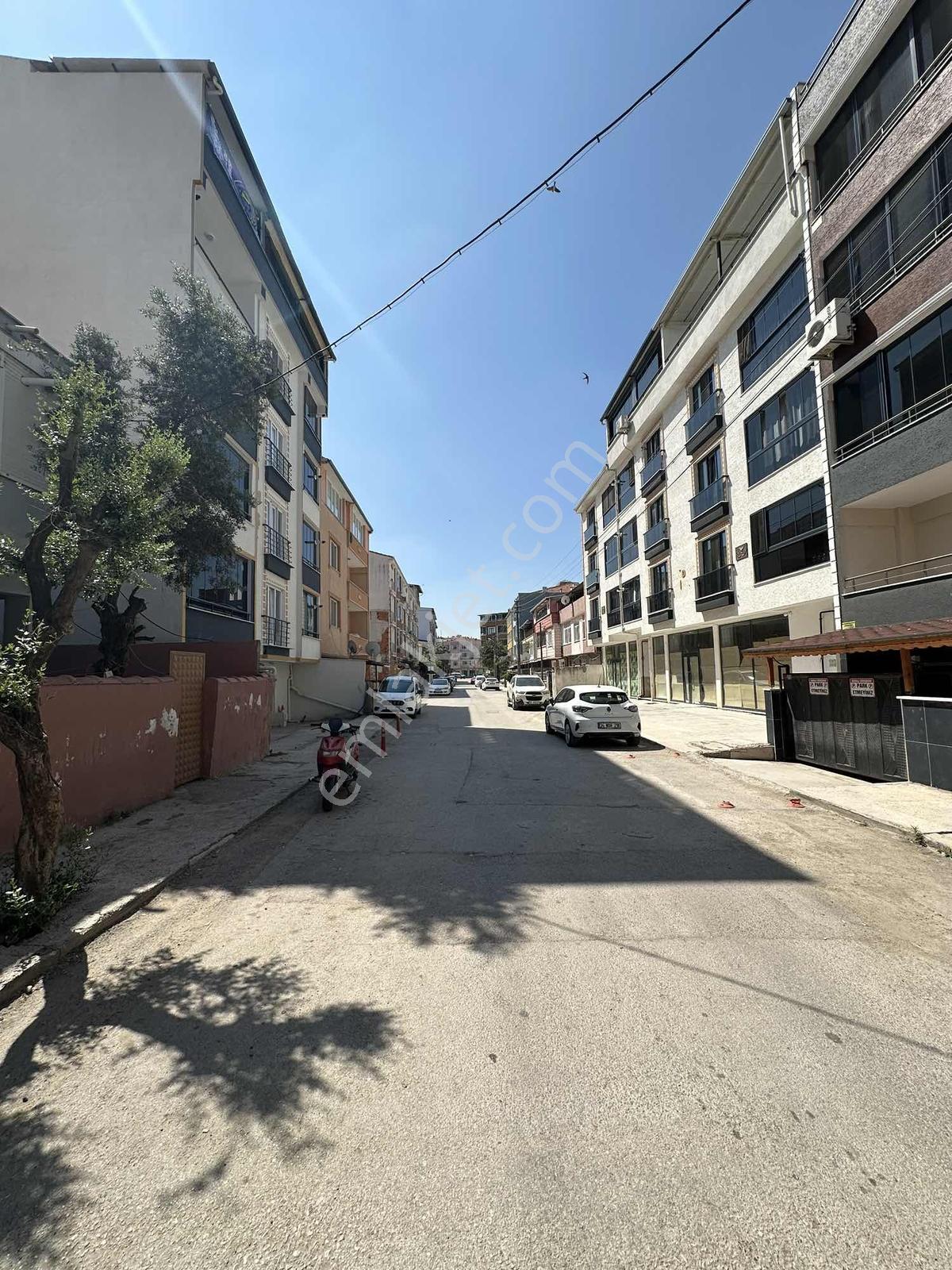 Esentepe Mahallesinde Asansörlü Bina Ara Kat 2+1 | Nezih Konum - Görsel 16