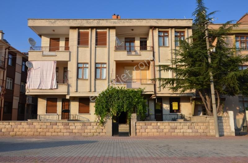 Talha Tozduman'dan Koyuncu Arkası Bedir Mh Geniş 2+1 Zemin