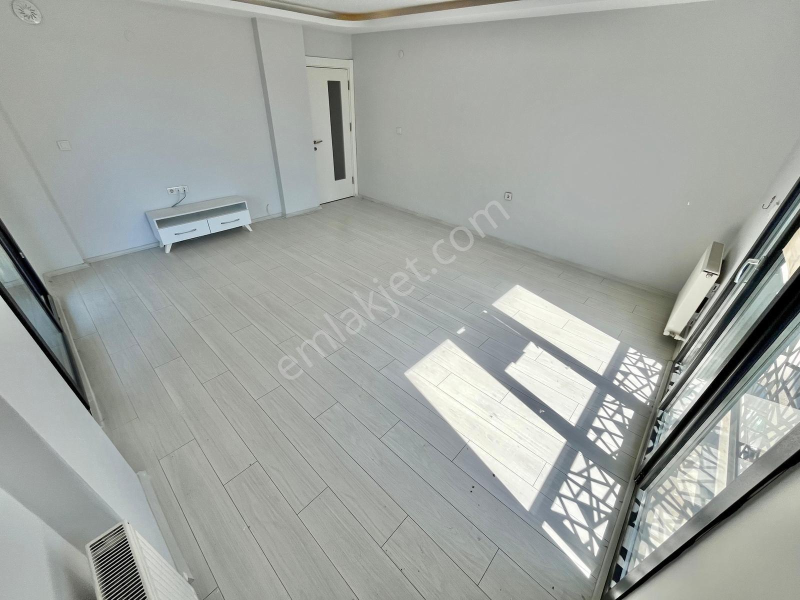 Gümüşden İkizçayda Ön Cephe Havuzlu Otoparklı Ebeveynli 3+1daire - Görsel 4