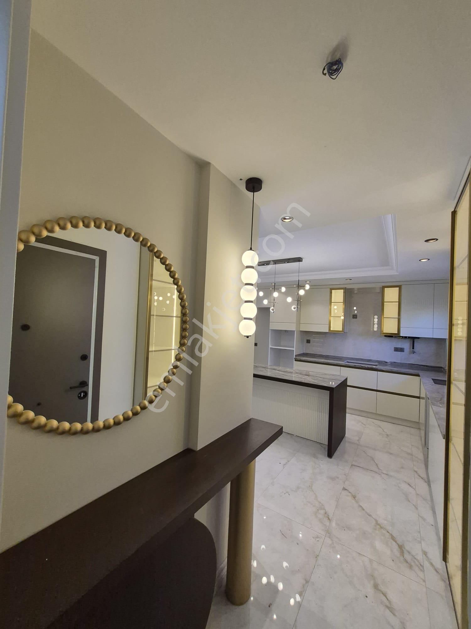 4+1 Çınarlı Tripleks Sıfır Villa 3balkon Havuz 200m2 Otopark 300m Arsa Teras G.oda 2banyo Barbekü - Görsel 29