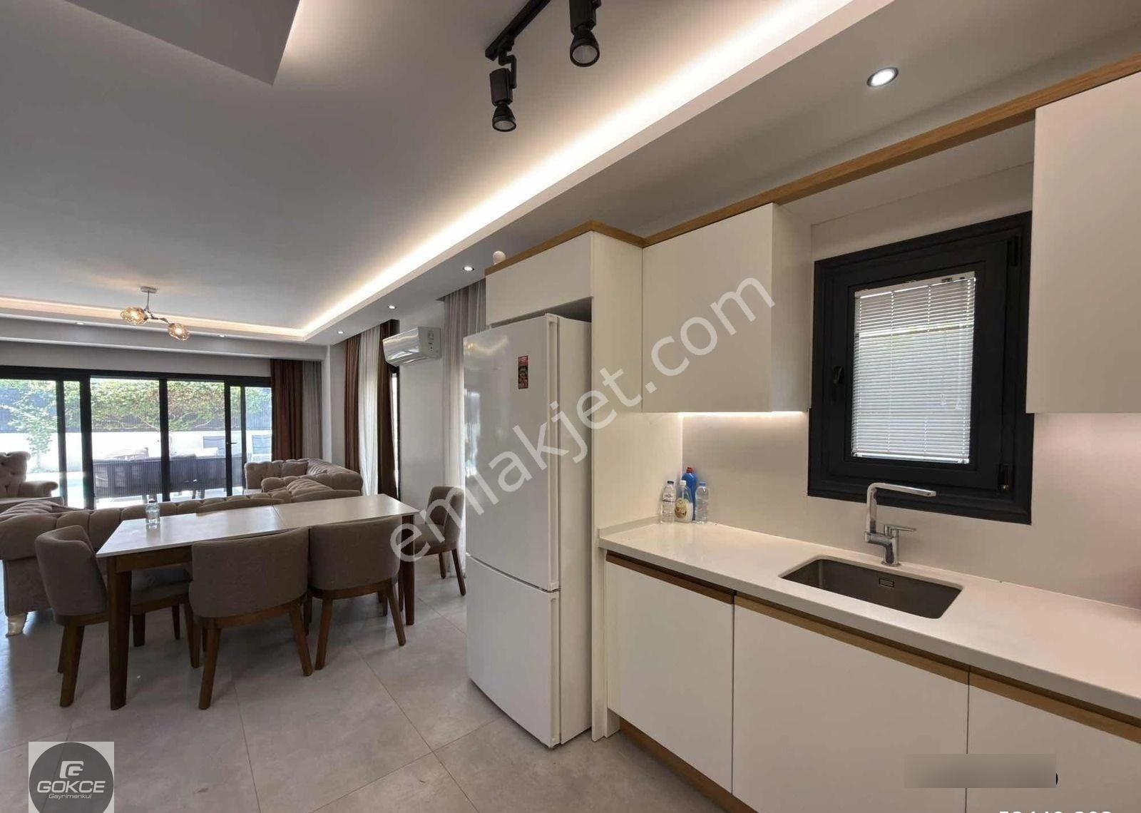 Bahçeşehir Koleji Karşısı Özel Havuzlu 4+1 Tripleks Villa - Görsel 23