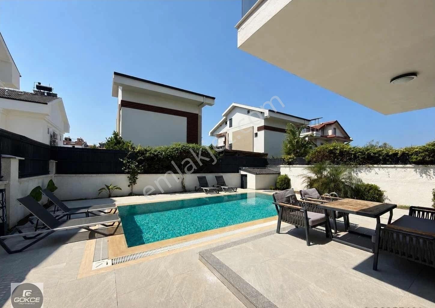 Bahçeşehir Koleji Karşısı Özel Havuzlu 4+1 Tripleks Villa - Görsel 11