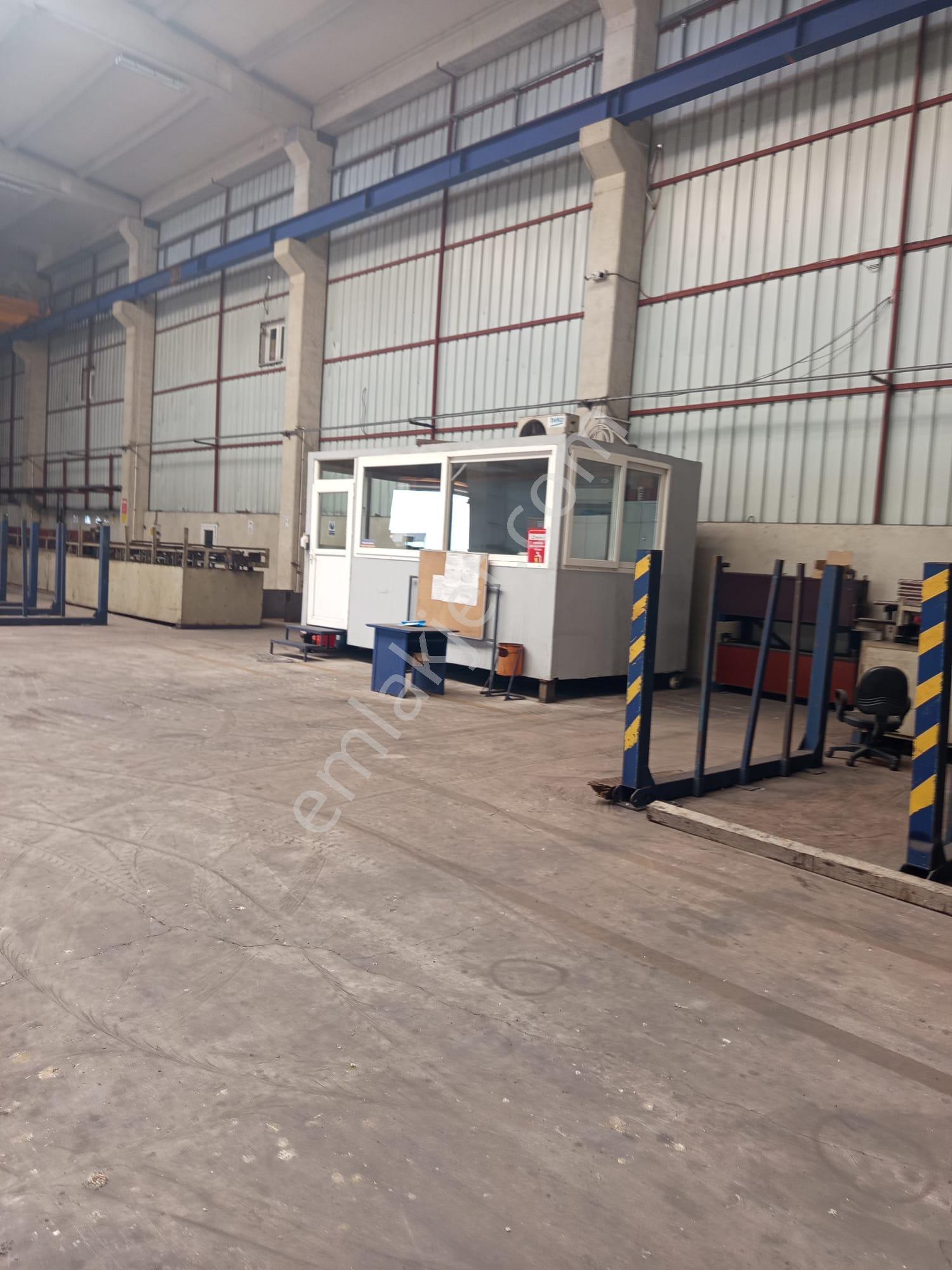 Organize Sanayi 7353m2 Arsa 3181m2 Kapalı+500m2 Ofis Yükseklik 9m İlk Giriş Fabrikası E-5 Ten 300m - Görsel 3
