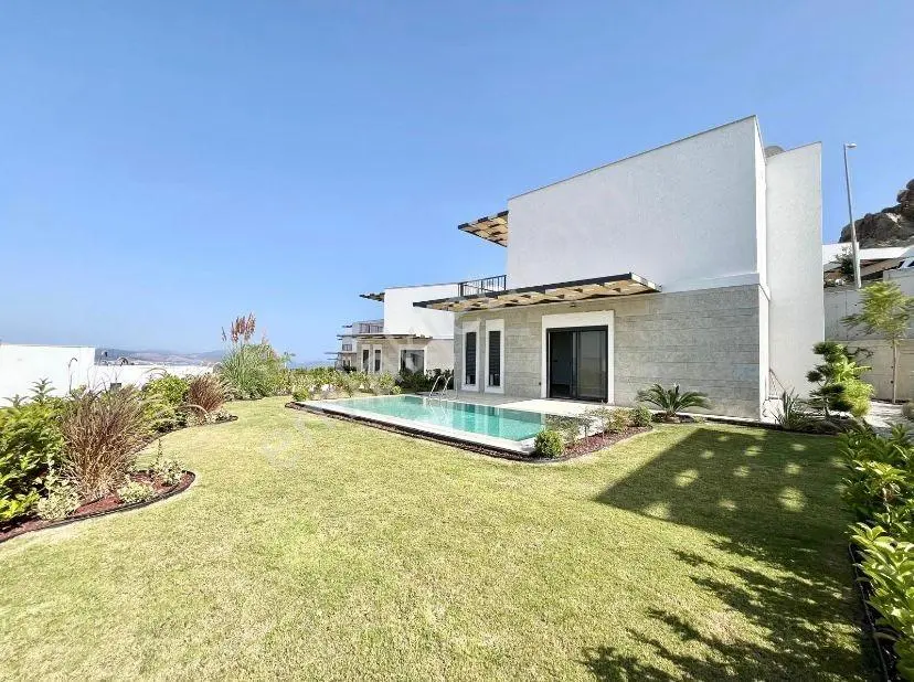 Bodrum Bağla Site İçinde Satılık Villa