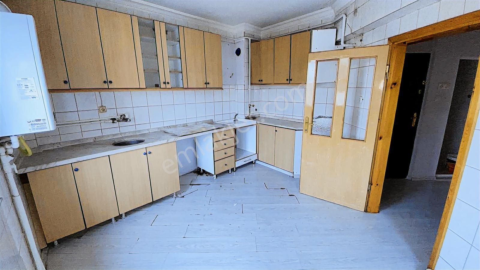 Sivas Ozan Emlak'tan Yeni Mah.'de Kiralık 3+1 Daire - Görsel 17