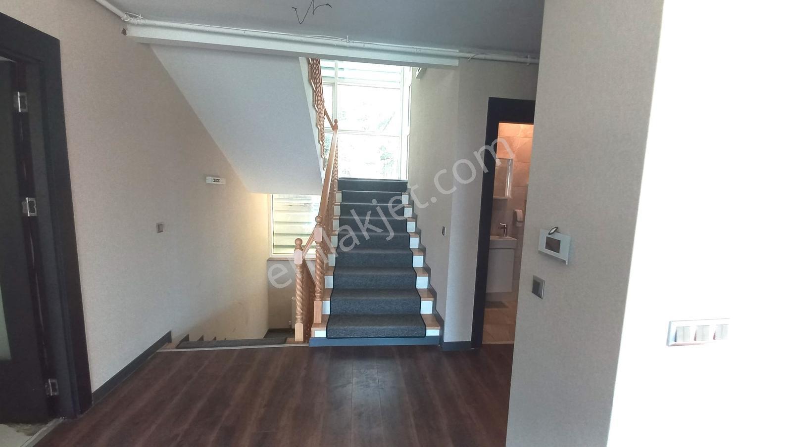 Ankara/beytepe'de 4 Katlı 6+1 Boş Satılık Muhteşem Villa - Görsel 24