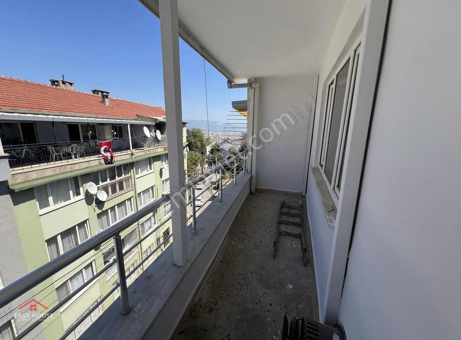 Çekırge Meydanına Yakın Kiralık 1+1 - Görsel 10