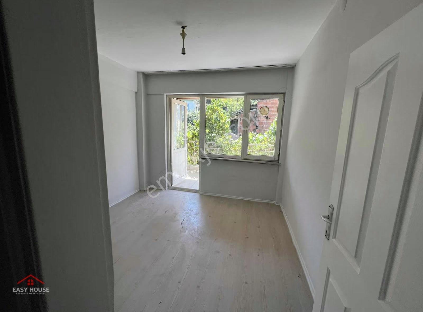 Çekırge Meydanına Yakın Kiralık 1+1 - Görsel 15
