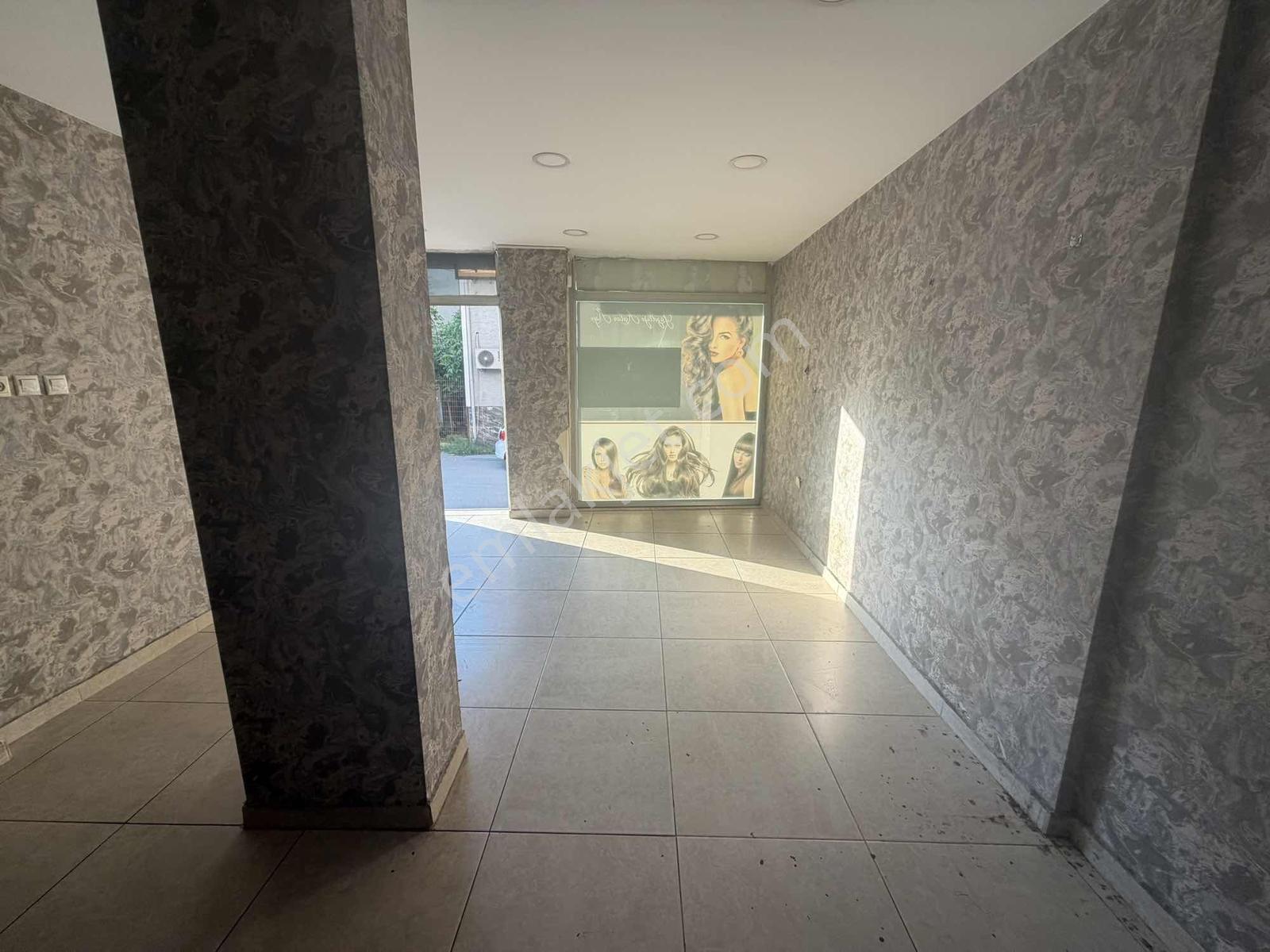 Esenevler Erikli Caddesi Yakını 40 M² Kiralık Dükkan - Görsel 12