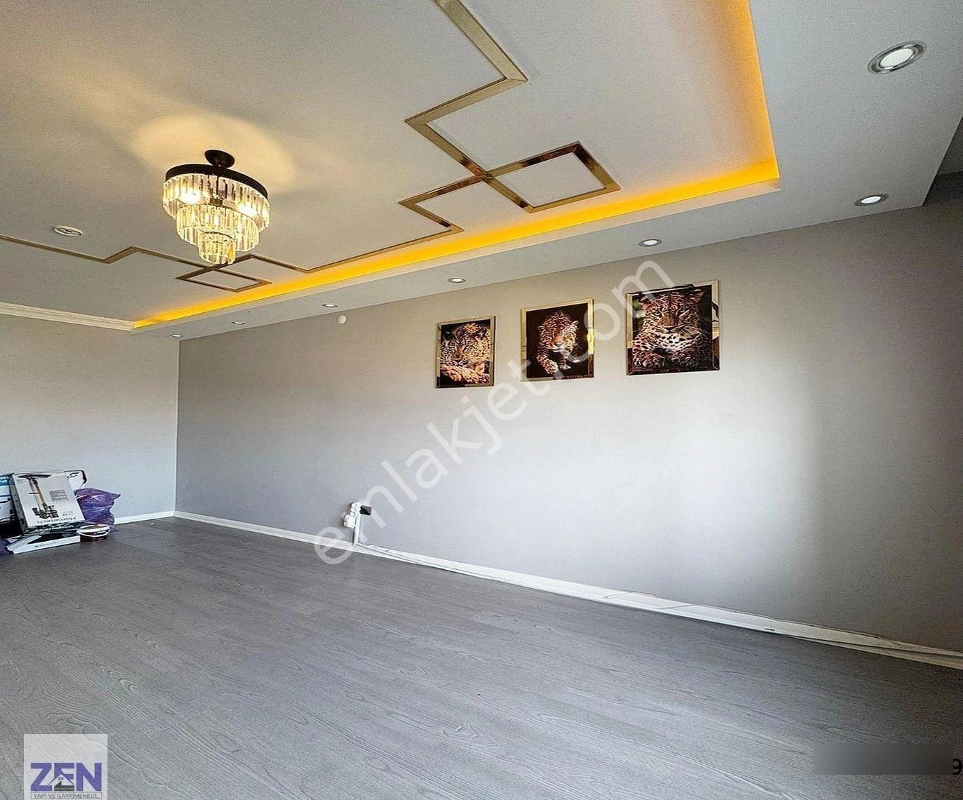 Site İçerisinde Full Konsept Lüks Tasarımlı 1+1 Satılık Daire - Görsel 20