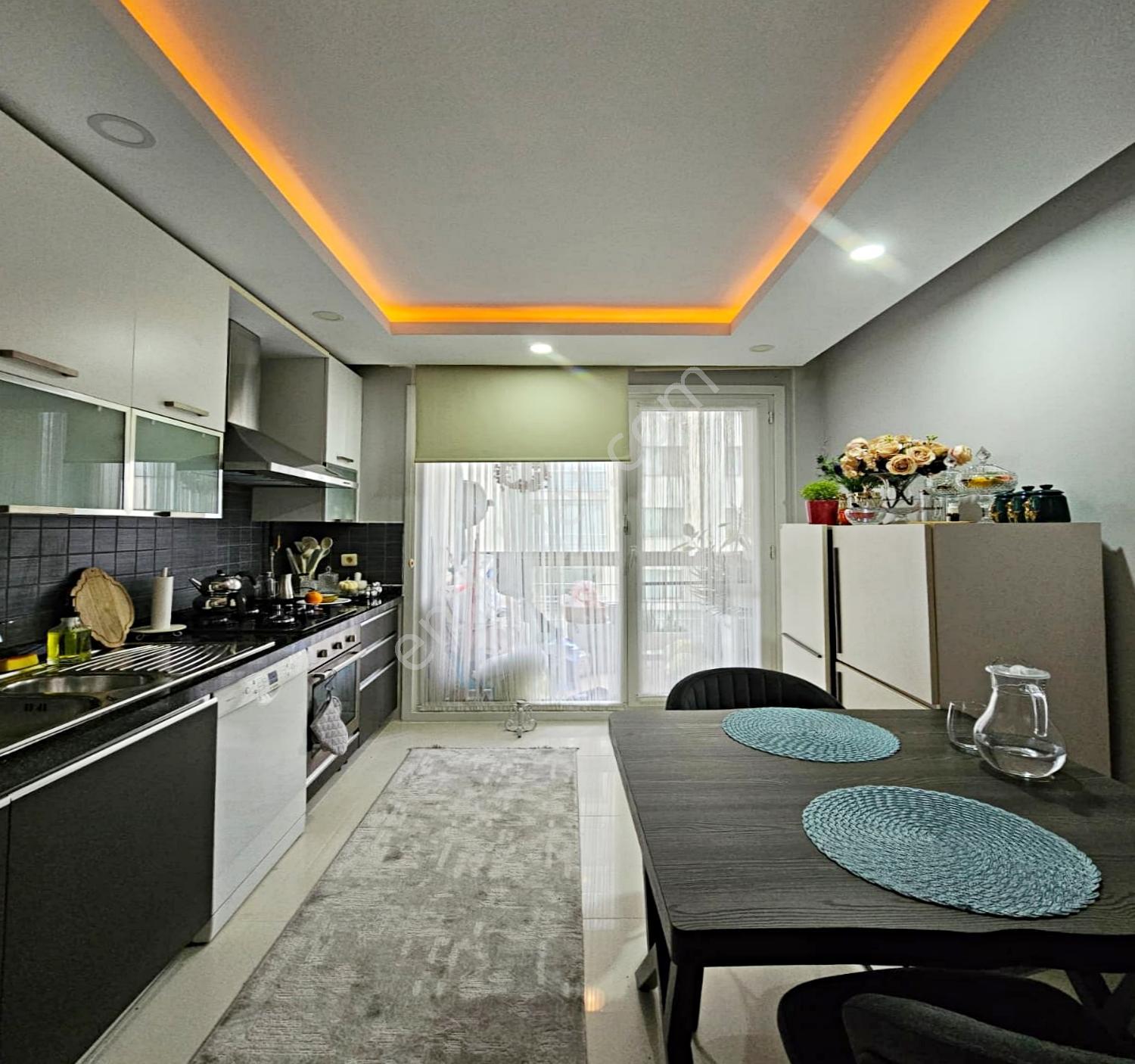 Beylikdüzü Beyaz Kent Sitesinde Masrafsız 2+1 Satılık Daire - Görsel 14