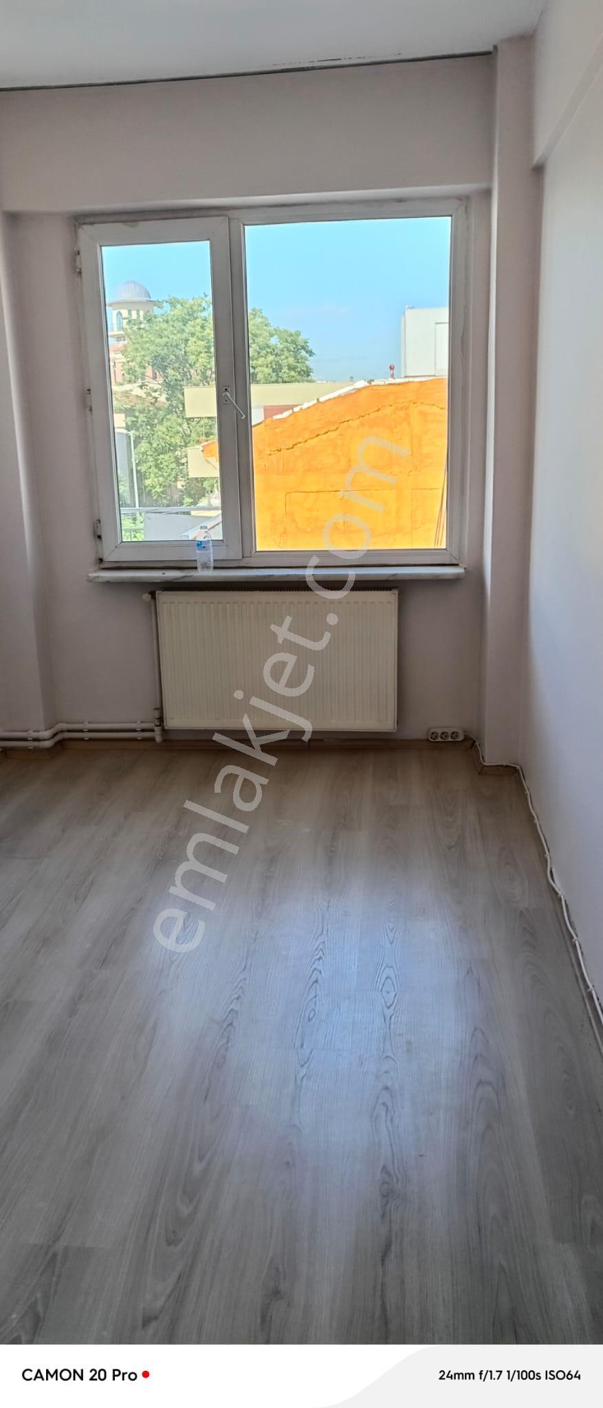 Cerrahpaşa Emlaktan Cerrahpaşa Yokuşçeşmede Kiralık 3+1 Geniş Ve Ferah Daire - Görsel 13