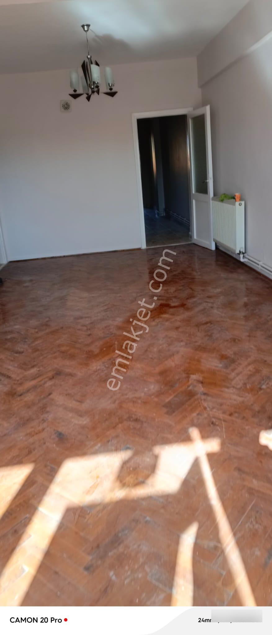 Cerrahpaşa Emlaktan Cerrahpaşa Yokuşçeşmede Kiralık 3+1 Geniş Ve Ferah Daire - Görsel 8