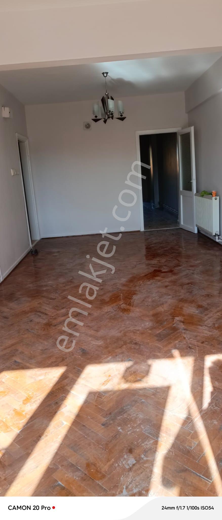 Cerrahpaşa Emlaktan Cerrahpaşa Yokuşçeşmede Kiralık 3+1 Geniş Ve Ferah Daire - Görsel 14