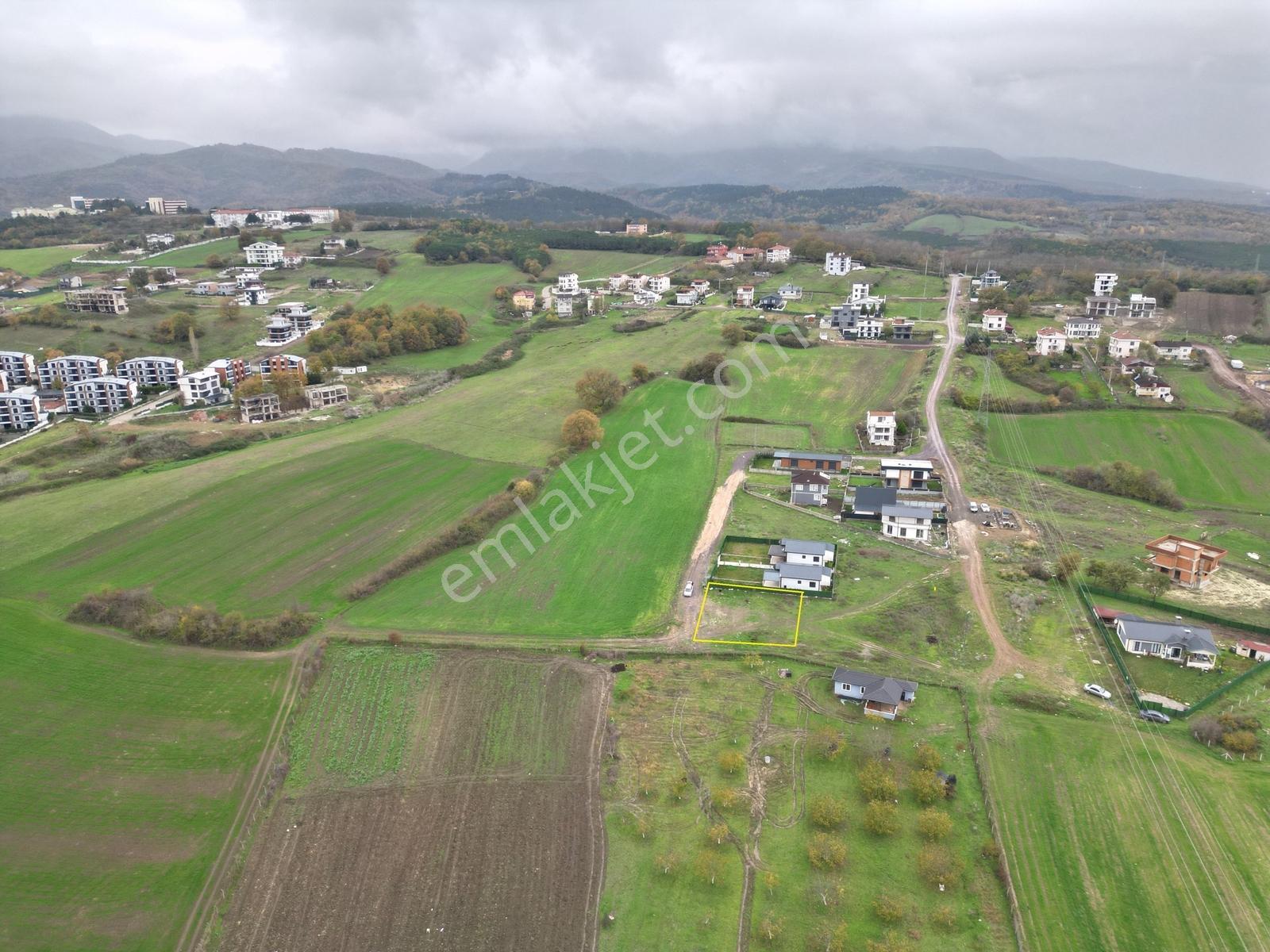 Yalova Termal Akköyde Merkezi Konumda Satılık Arsa - Görsel 12