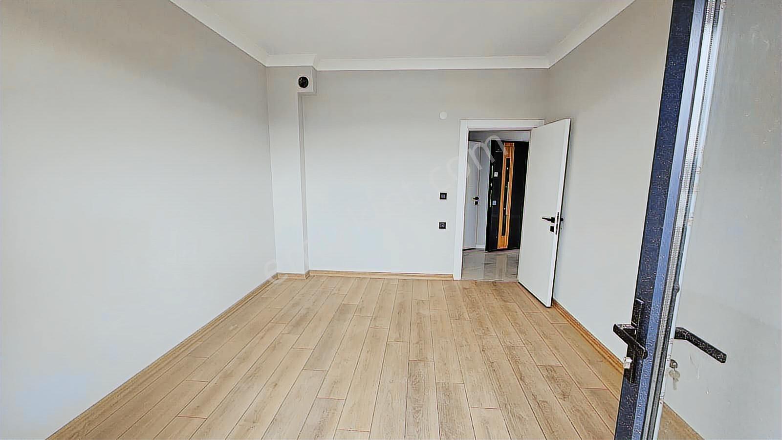 Yalova Merkez Gop.mah 1+1 Yeni Binada Kiralık Daire - Görsel 9
