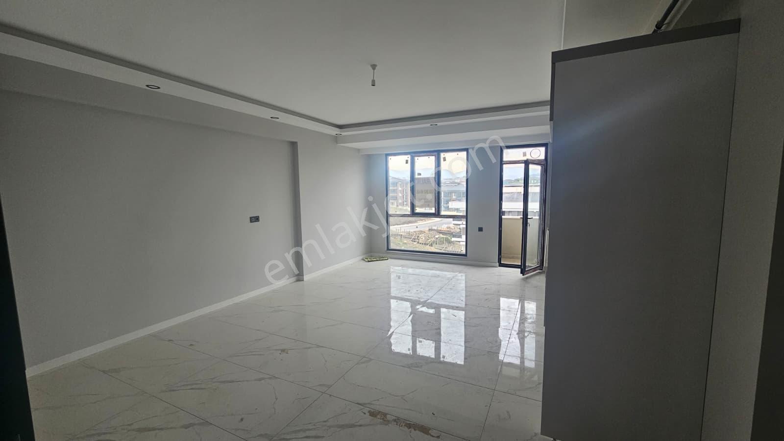 Yalova Merkez Gop.mah 1+1 Yeni Binada Kiralık Daire - Görsel 2