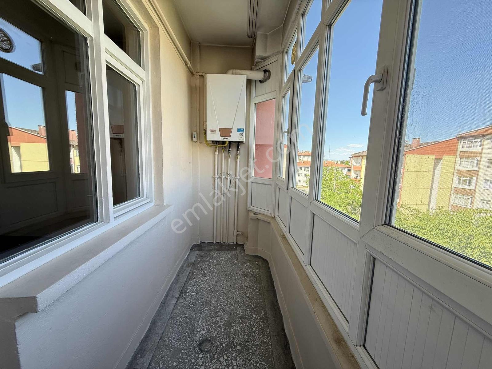 Keykubat Mahallesinde Satılık 3+1 Yol Üstü Avantajlı Daire - Görsel 17