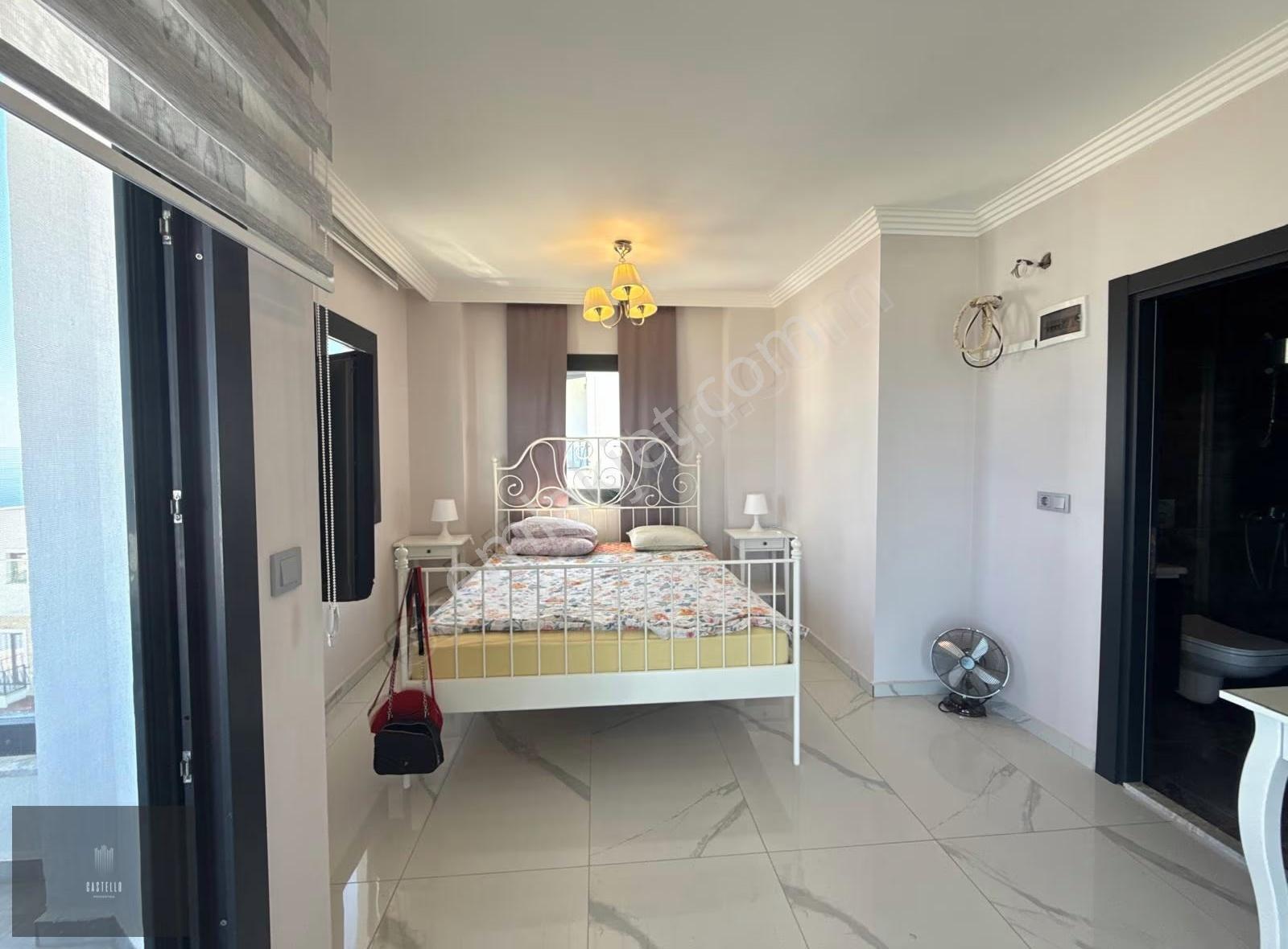 Gündoğan'da Deniz Manzaralı, Site İçinde Villa (3+1, 200m² Net) - Görsel 16