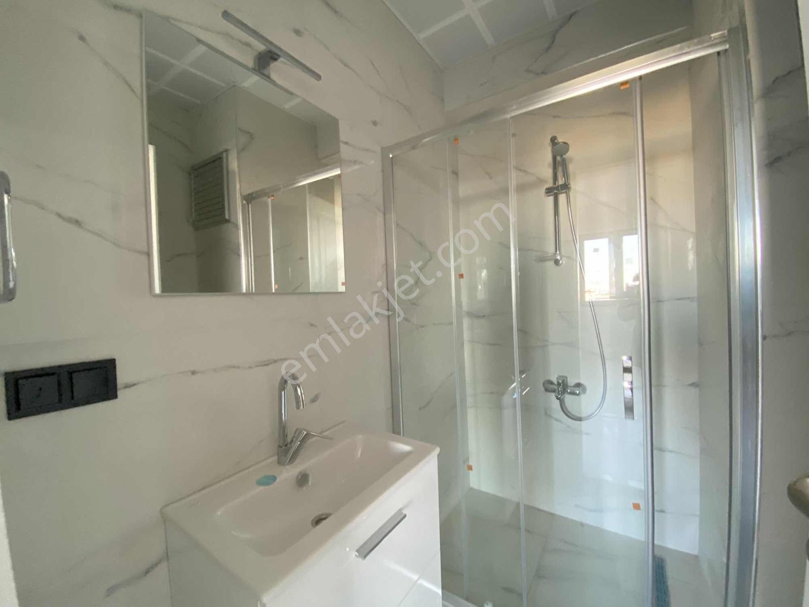 Bahadır'dan Karşıyaka Güzelyaka Sitesi 2+1 110m2 Deniz Manzaralı - Görsel 6