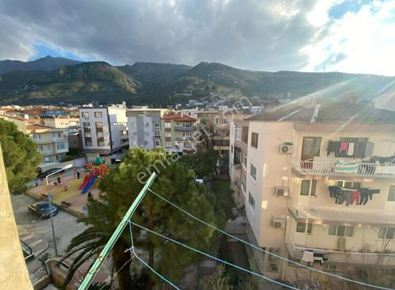 Manisa Yunusemre Akmescit'te Merkezî Konumlu Satılık 2+1 Daire - Görsel 24