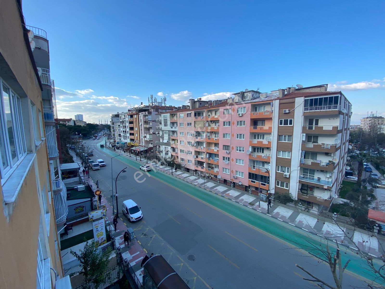 Manisa Yunusemre Akmescit'te Merkezî Konumlu Satılık 2+1 Daire - Görsel 25