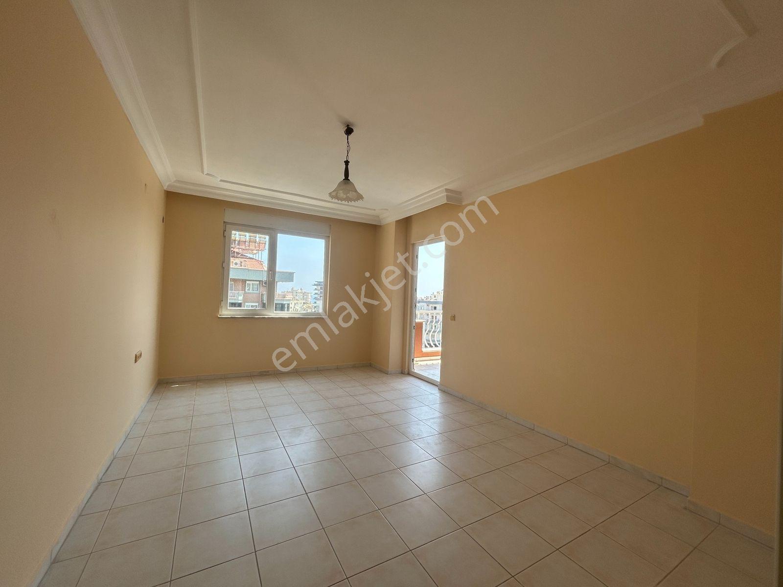 Tosmurda Kale Ve Deniz Manzaralı Site İçerisinde Kiralık 2+1 - Görsel 14