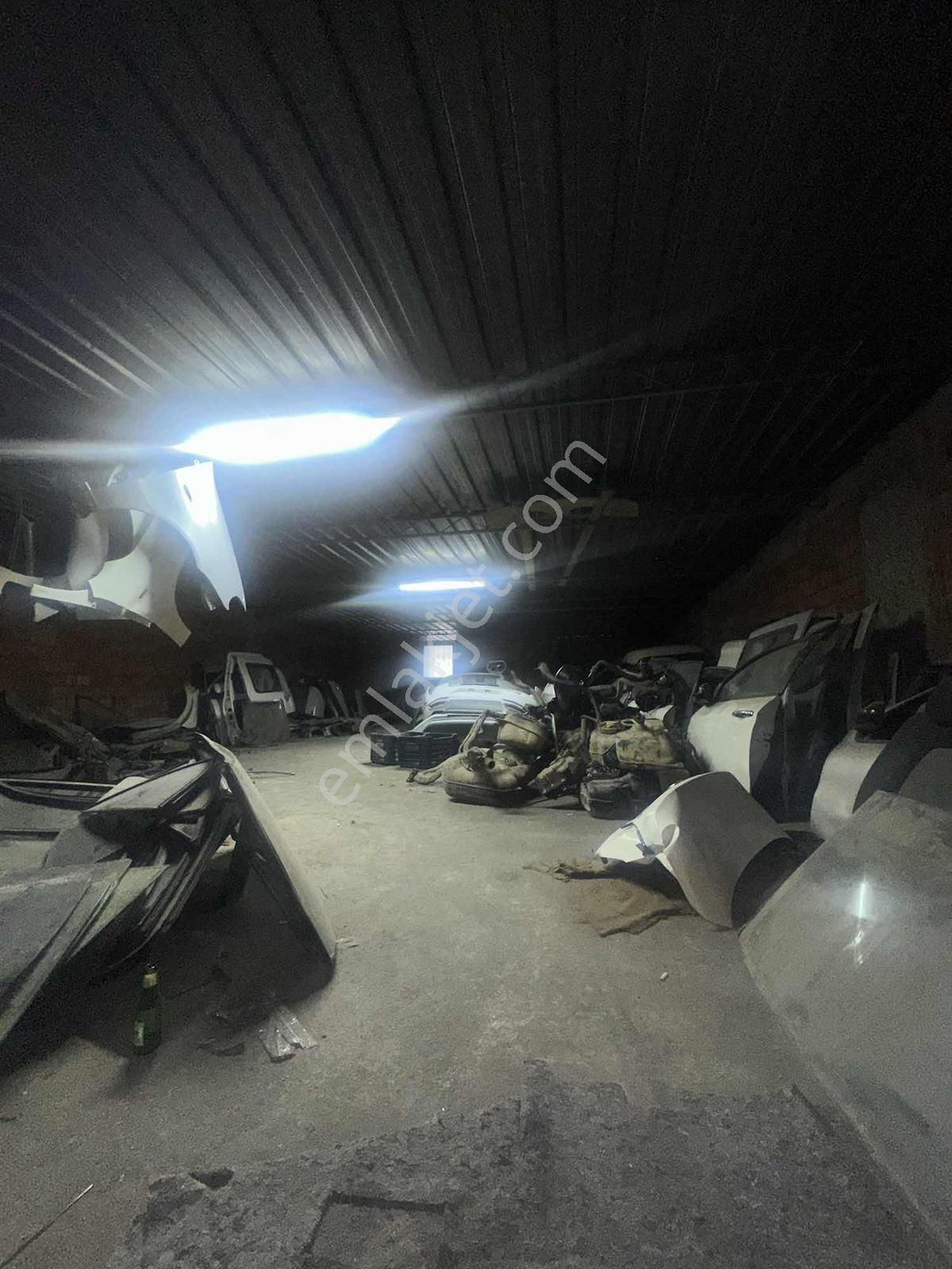 Antalya Yeşil Sanayi Sitesinde Cadde Üzeri 400m2 Kiralık Dükkan - Görsel 31