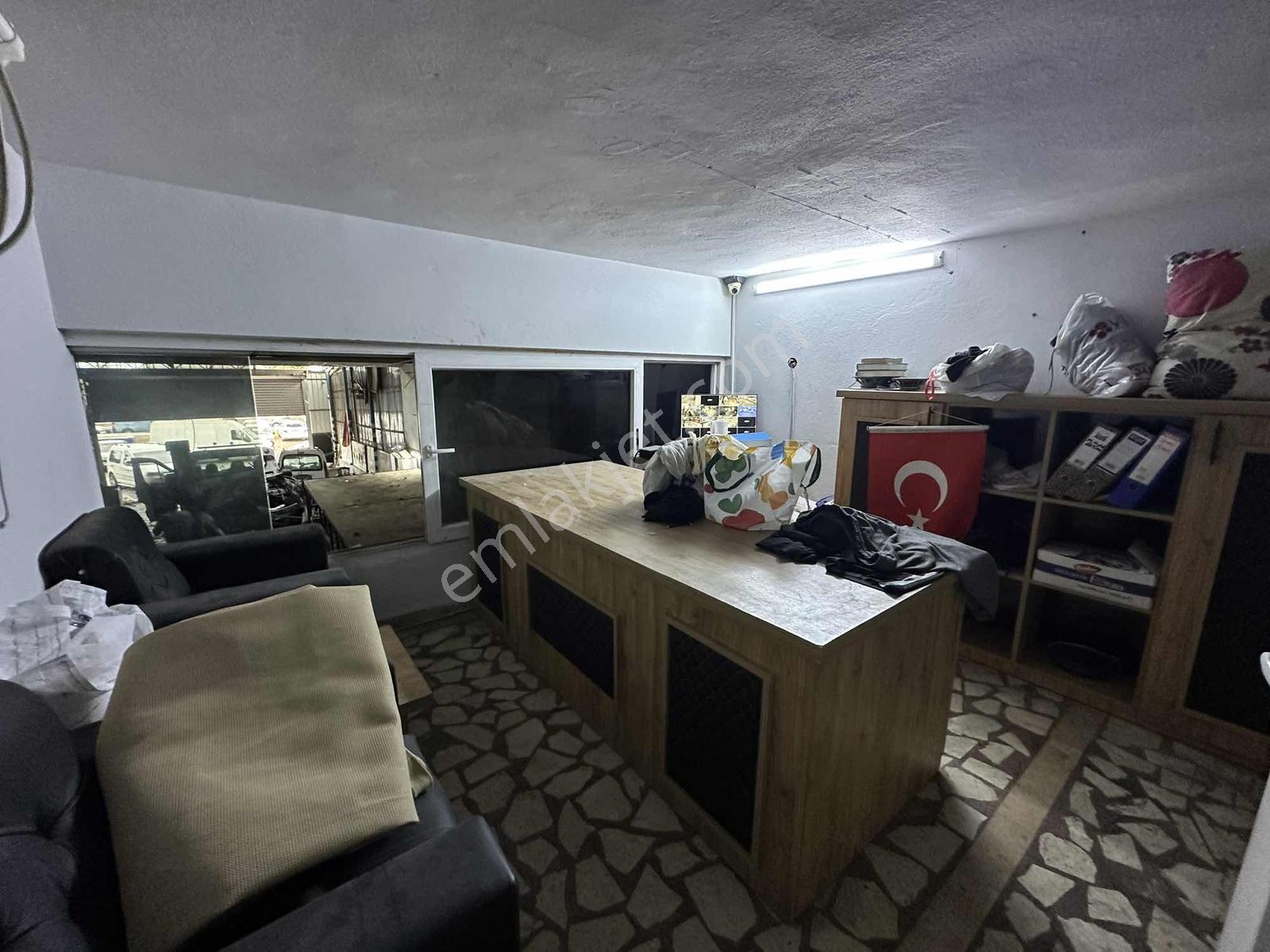 Antalya Yeşil Sanayi Sitesinde Cadde Üzeri 400m2 Kiralık Dükkan - Görsel 9