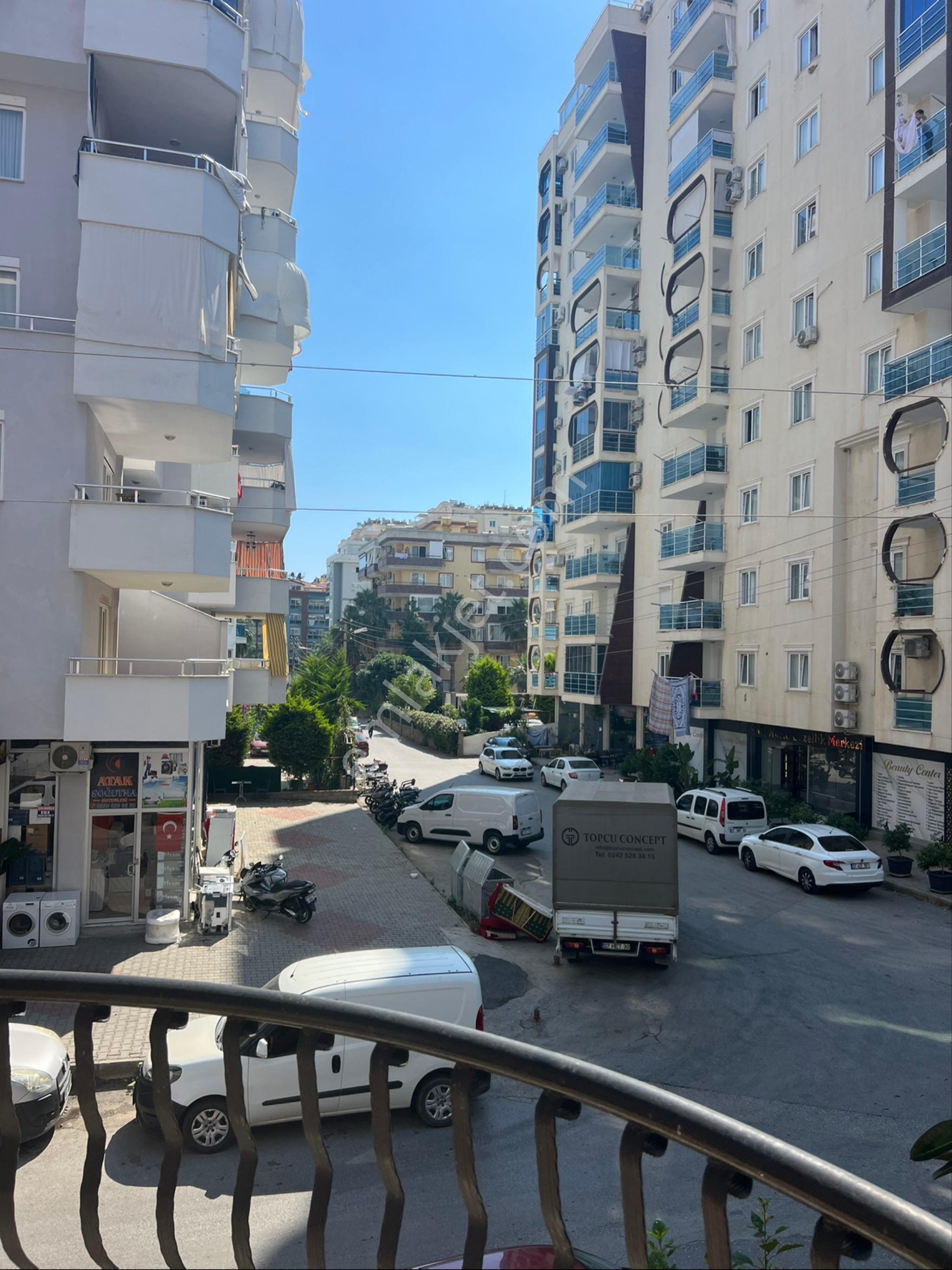 Alanya Mahmutlar Da Satılık 2+1geniş Daire Merkezi Yerde - Görsel 7