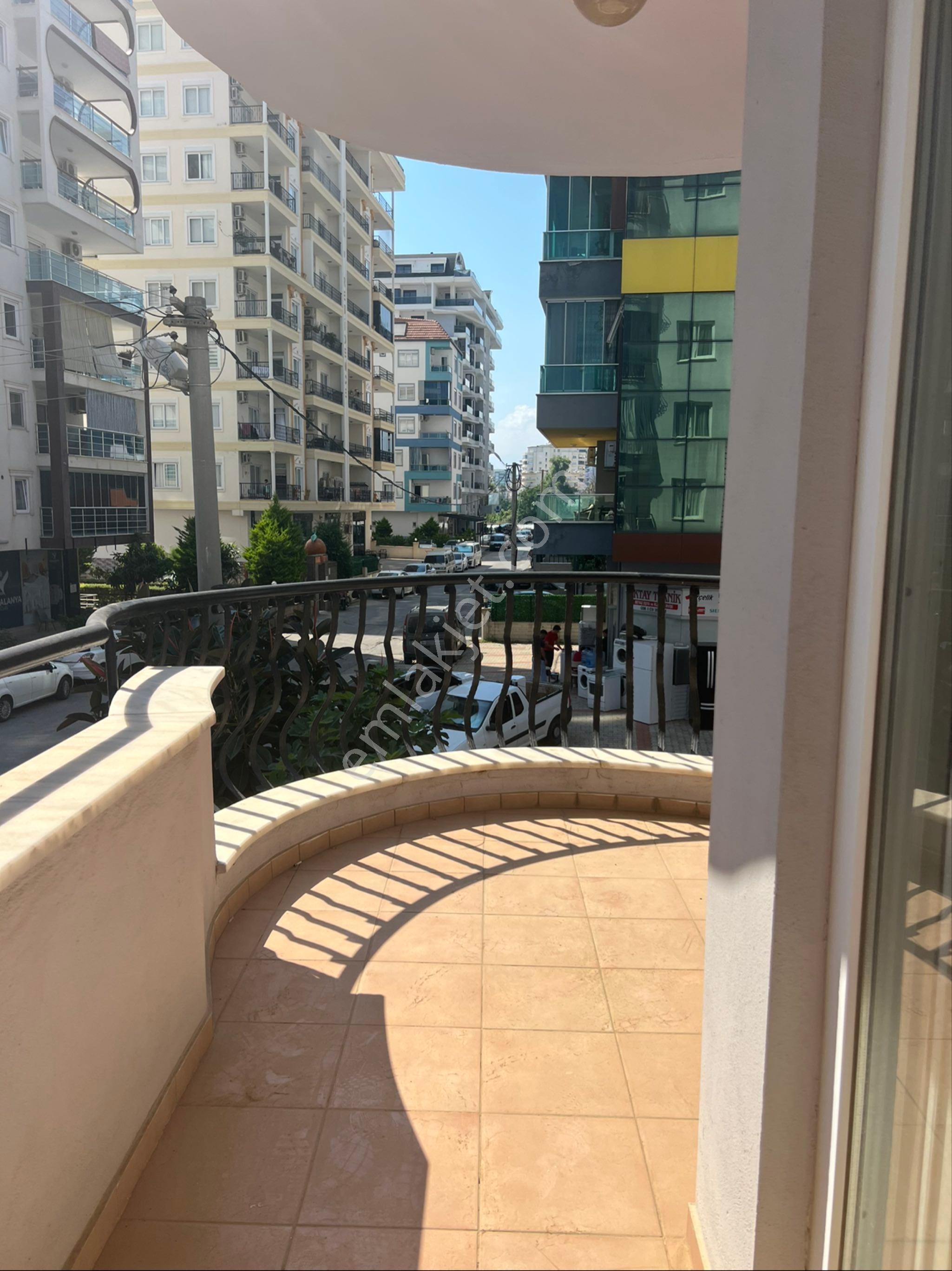 Alanya Mahmutlar Da Satılık 2+1geniş Daire Merkezi Yerde - Görsel 8