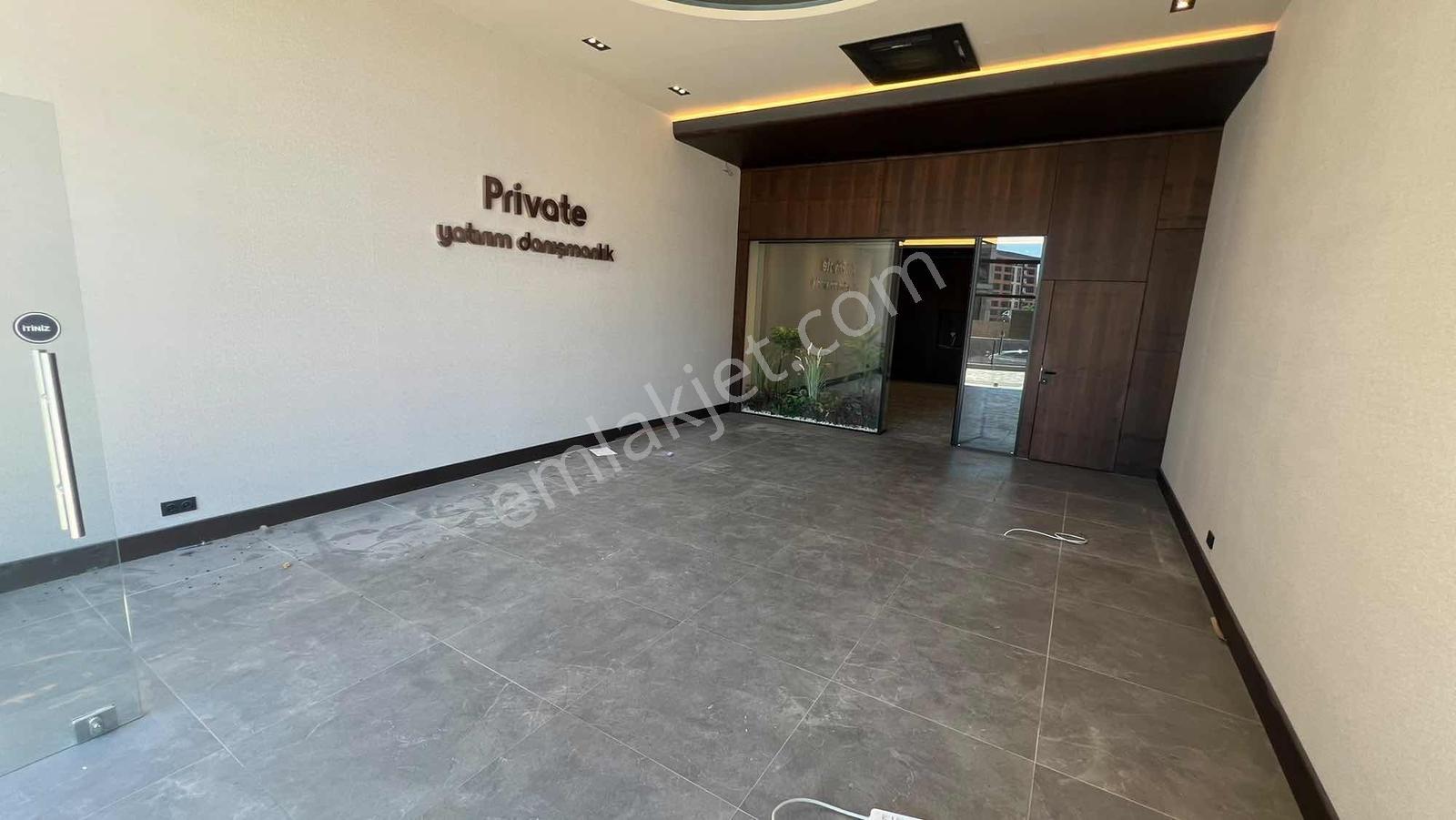 Gümüş Grouptan Eska Premium Da 70 Mt Tabela Değerli Dükkan - Görsel 14