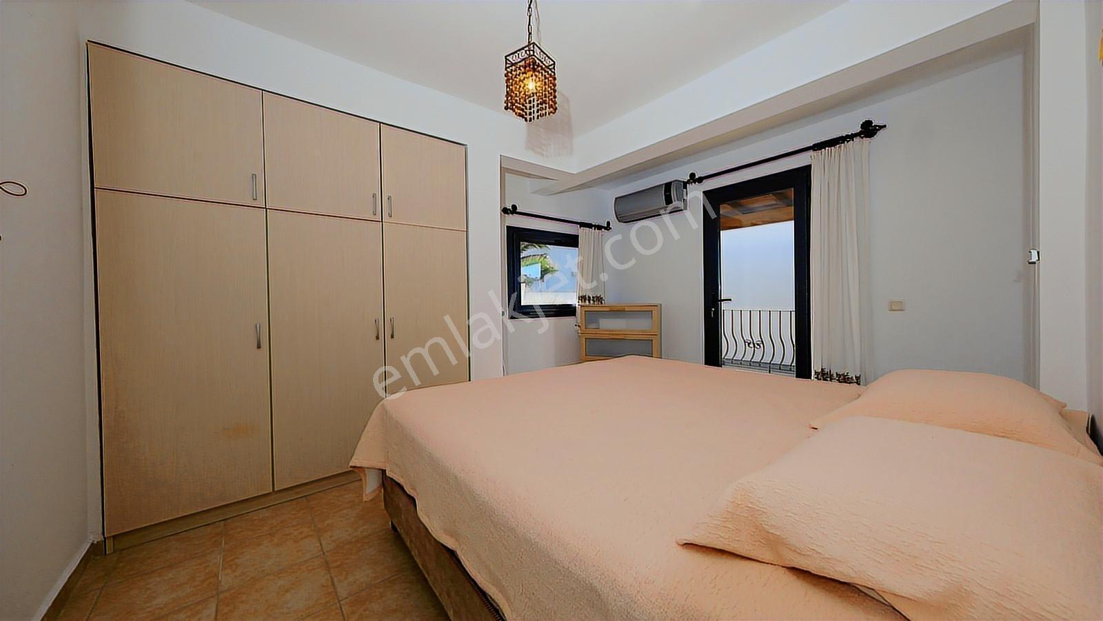 Bodrum Adabükü Doktorlar Sitesi Satılık 3+1 Dubleks Villa - Görsel 8
