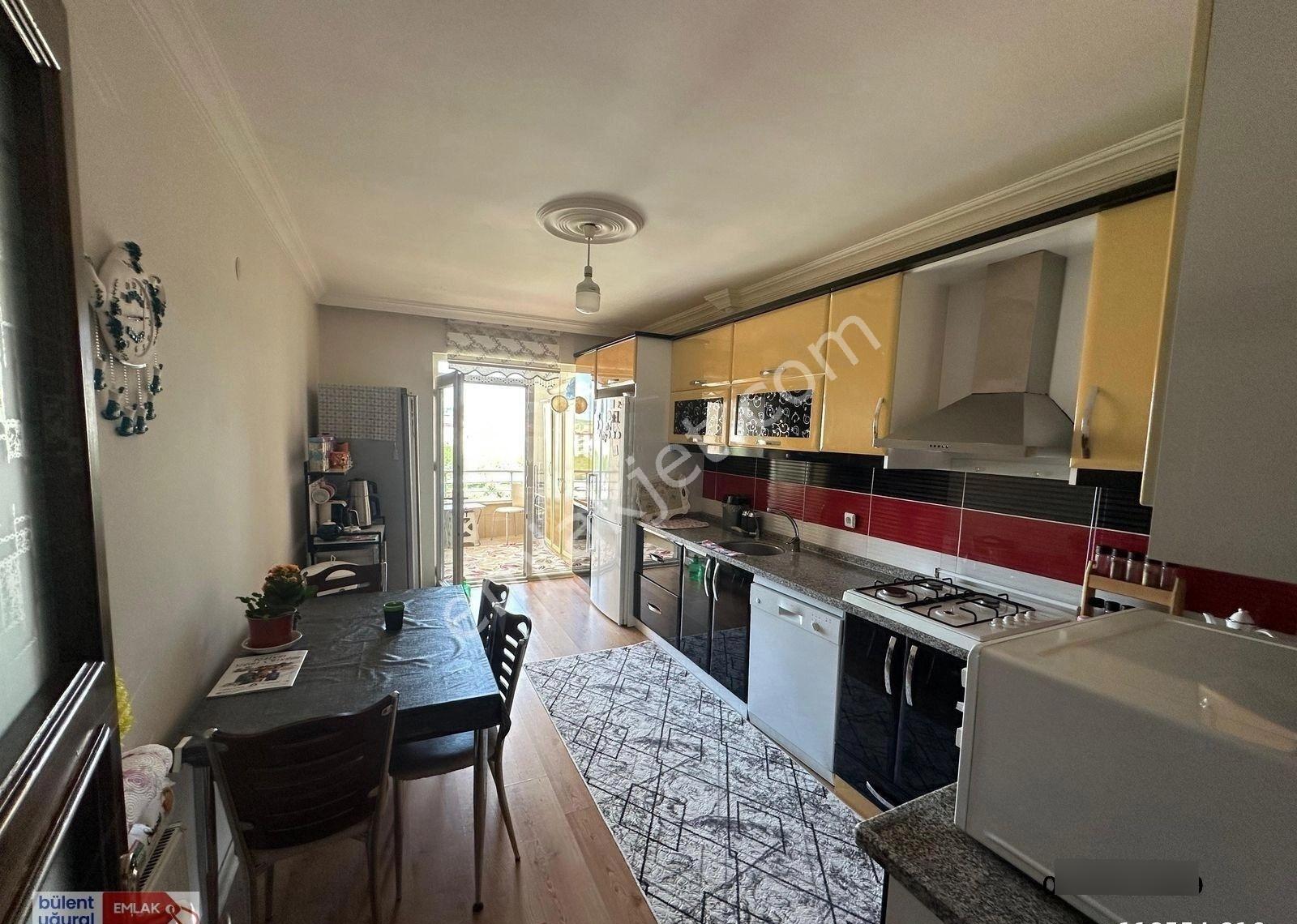 Cevherdudayev Mah.de 170 M² Satılık 3+1 Geniş Daire - Görsel 8