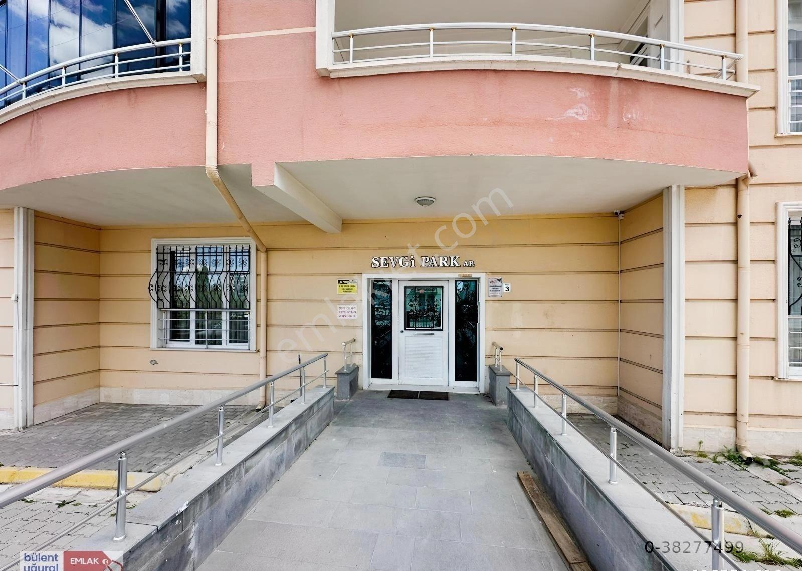 Cevherdudayev Mah.de 170 M² Satılık 3+1 Geniş Daire - Görsel 32