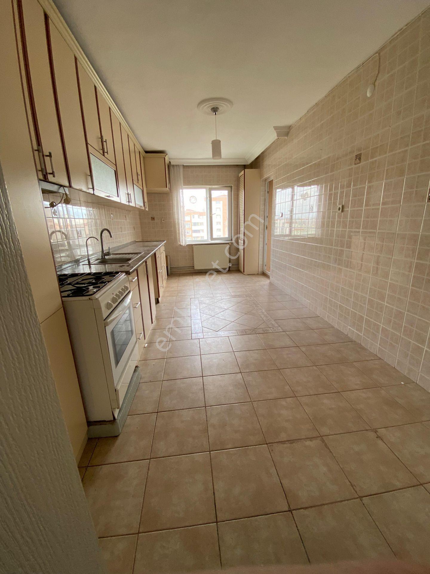 Net 150 M2 Ön Ve Arka Cehpesi Park Ve Peyzaj 3+1 Ferah Daire - Görsel 9