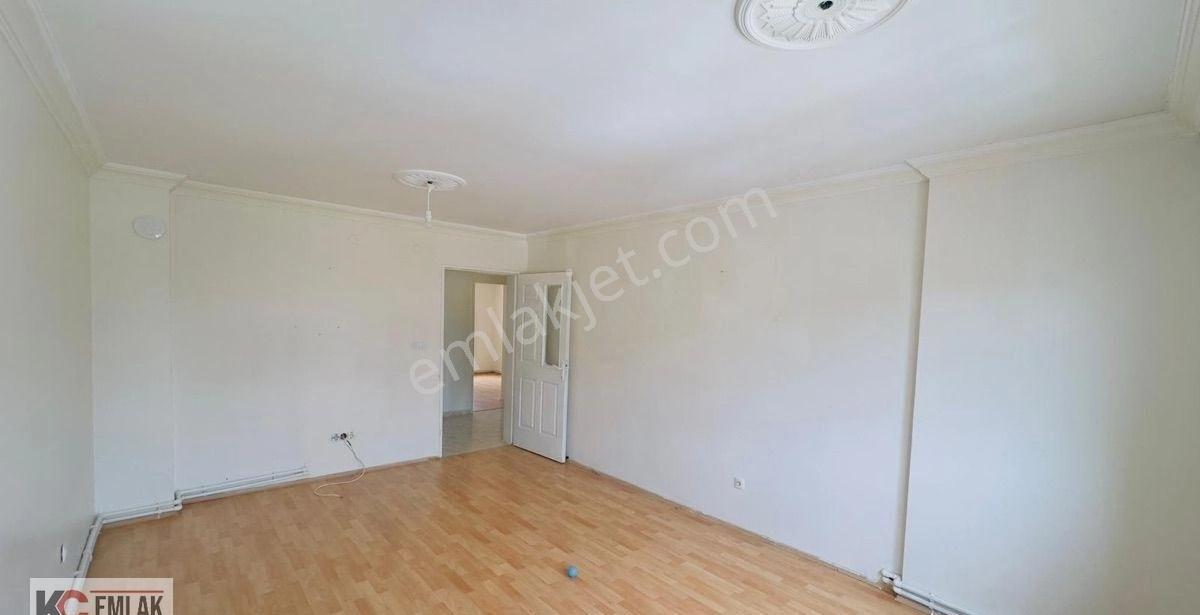 Kc Emlaktan Merkezi Konum Ara Kat Kiralık 2+1 Daire - Görsel 13